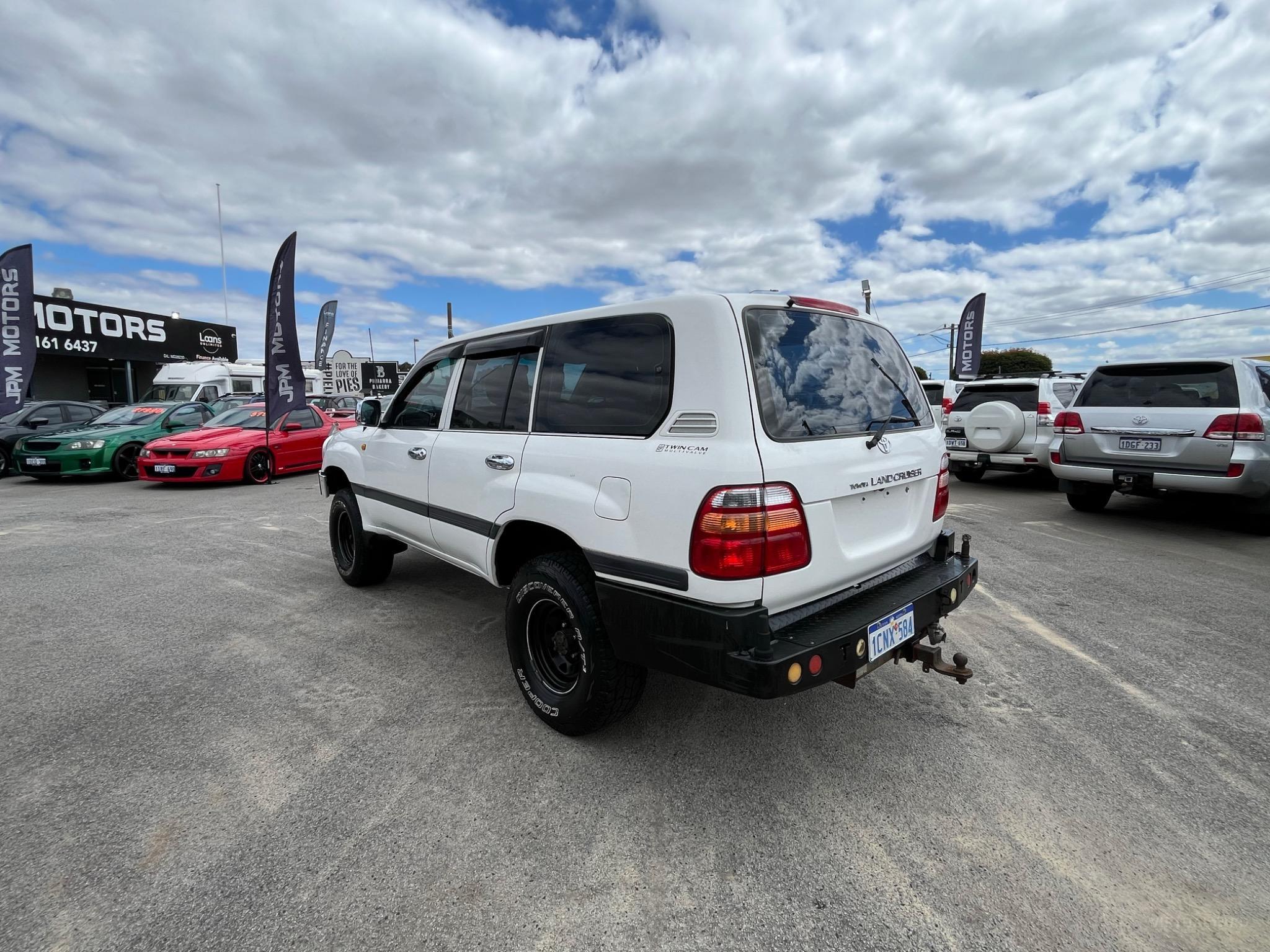 TOYOTA LANDCRUISER