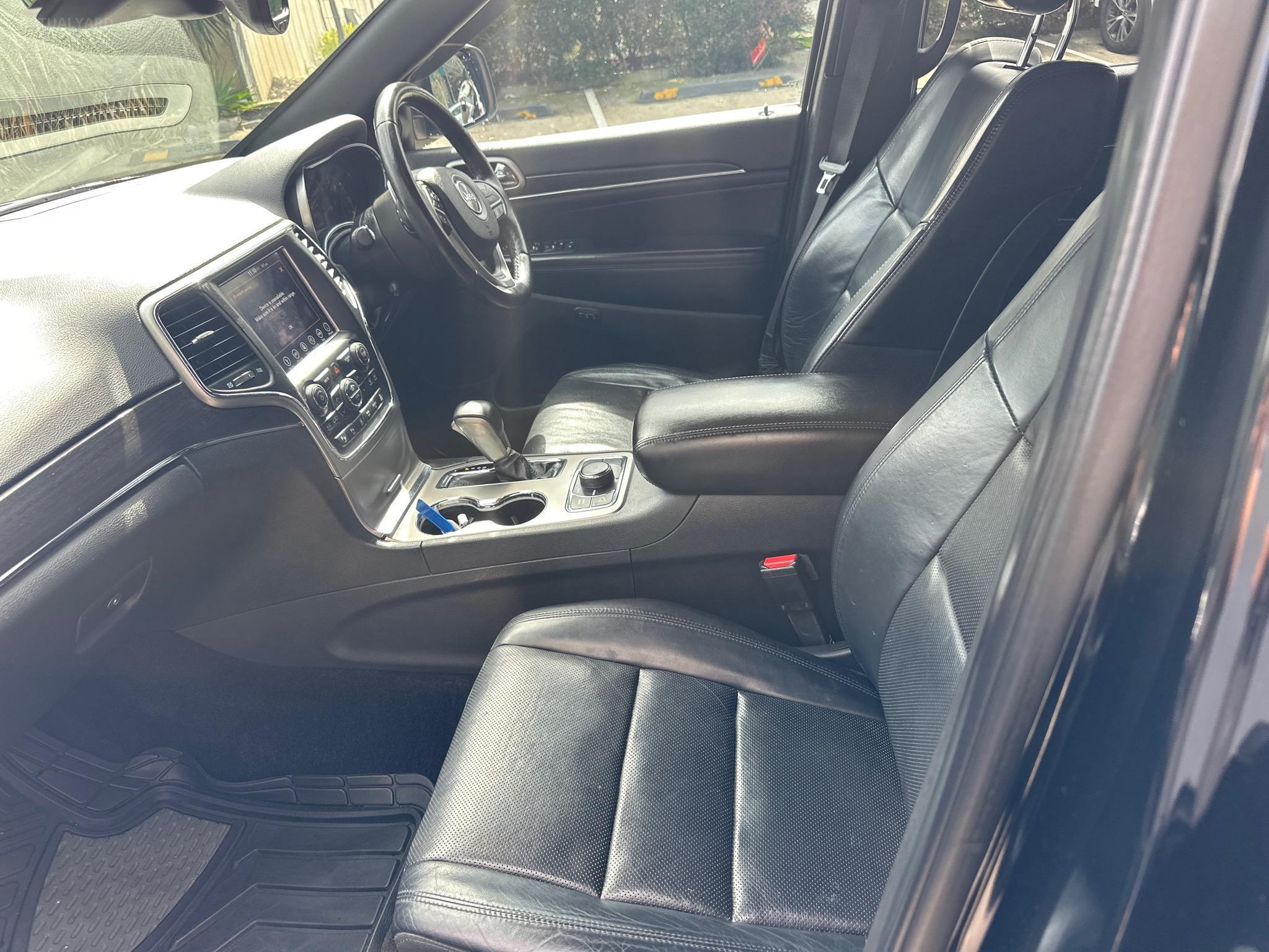 JEEP GRAND CHEROKEE WK LIMITED WAGON 5DR SPTS AUTO 8SP 4X4 3.0DT [MY18] image 8