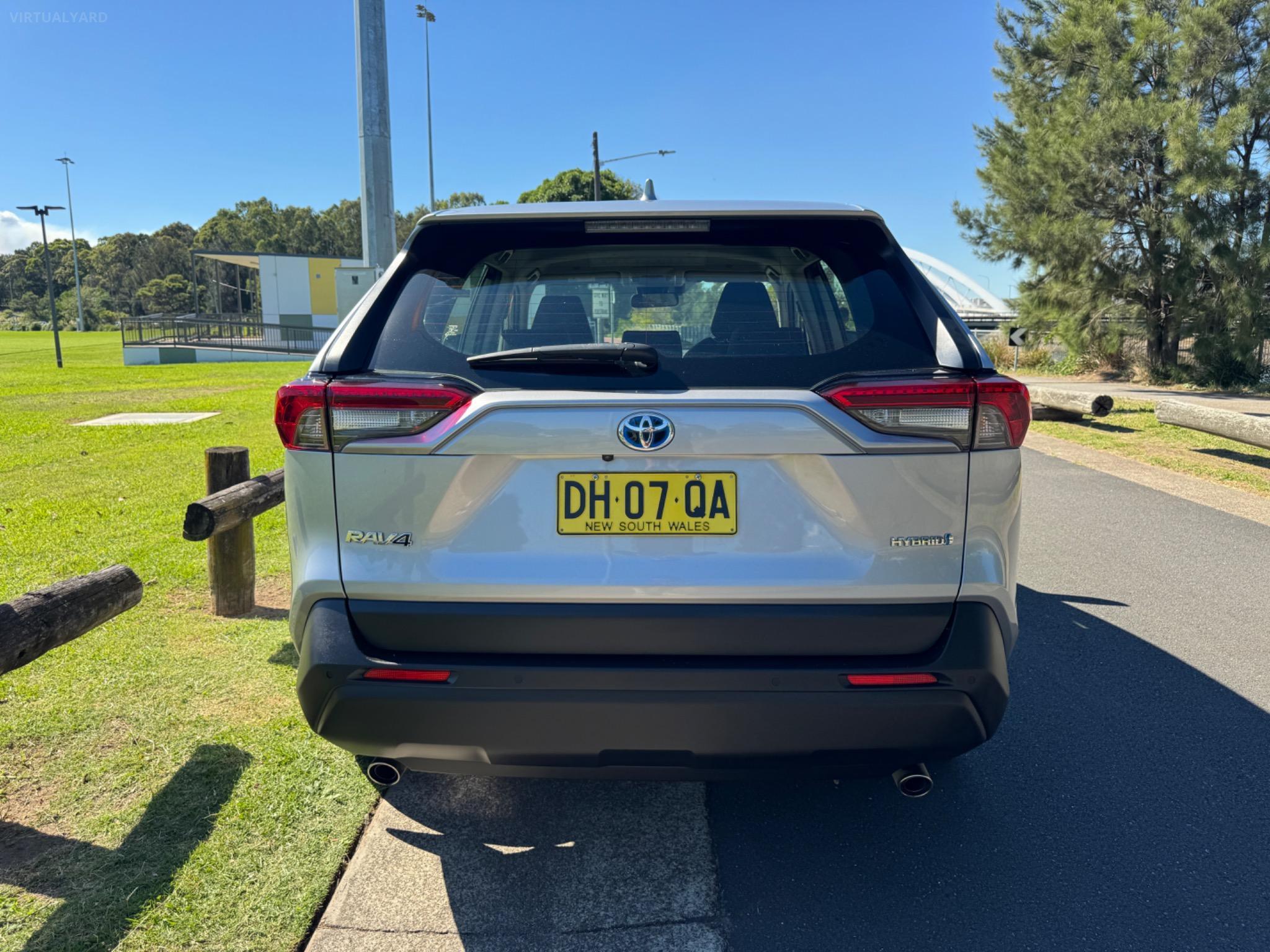 TOYOTA RAV4