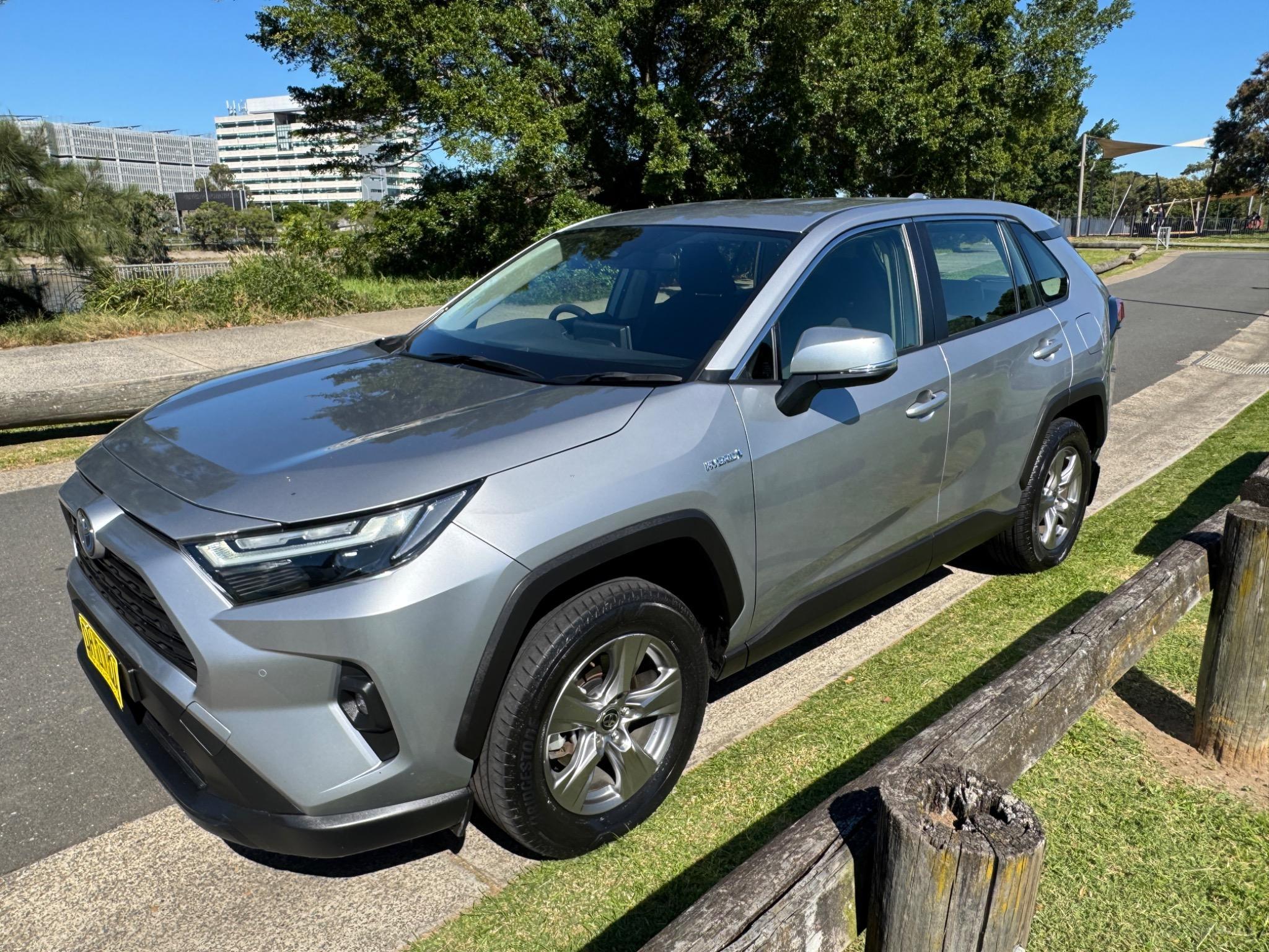 TOYOTA RAV4