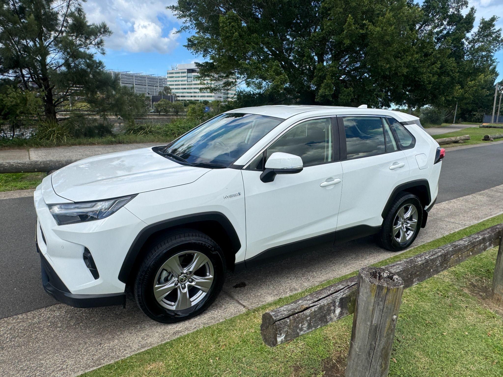 TOYOTA RAV4
