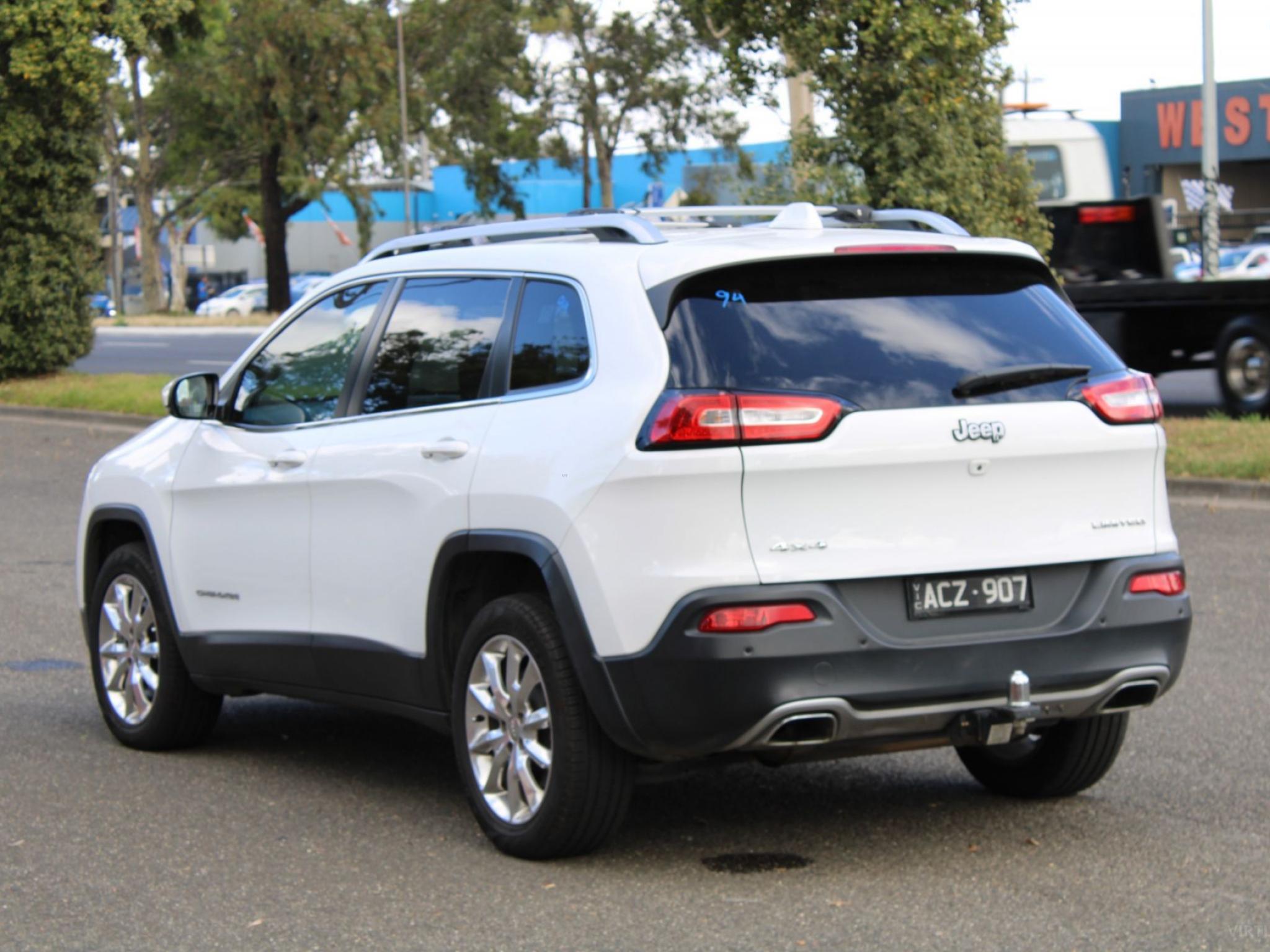 JEEP CHEROKEE