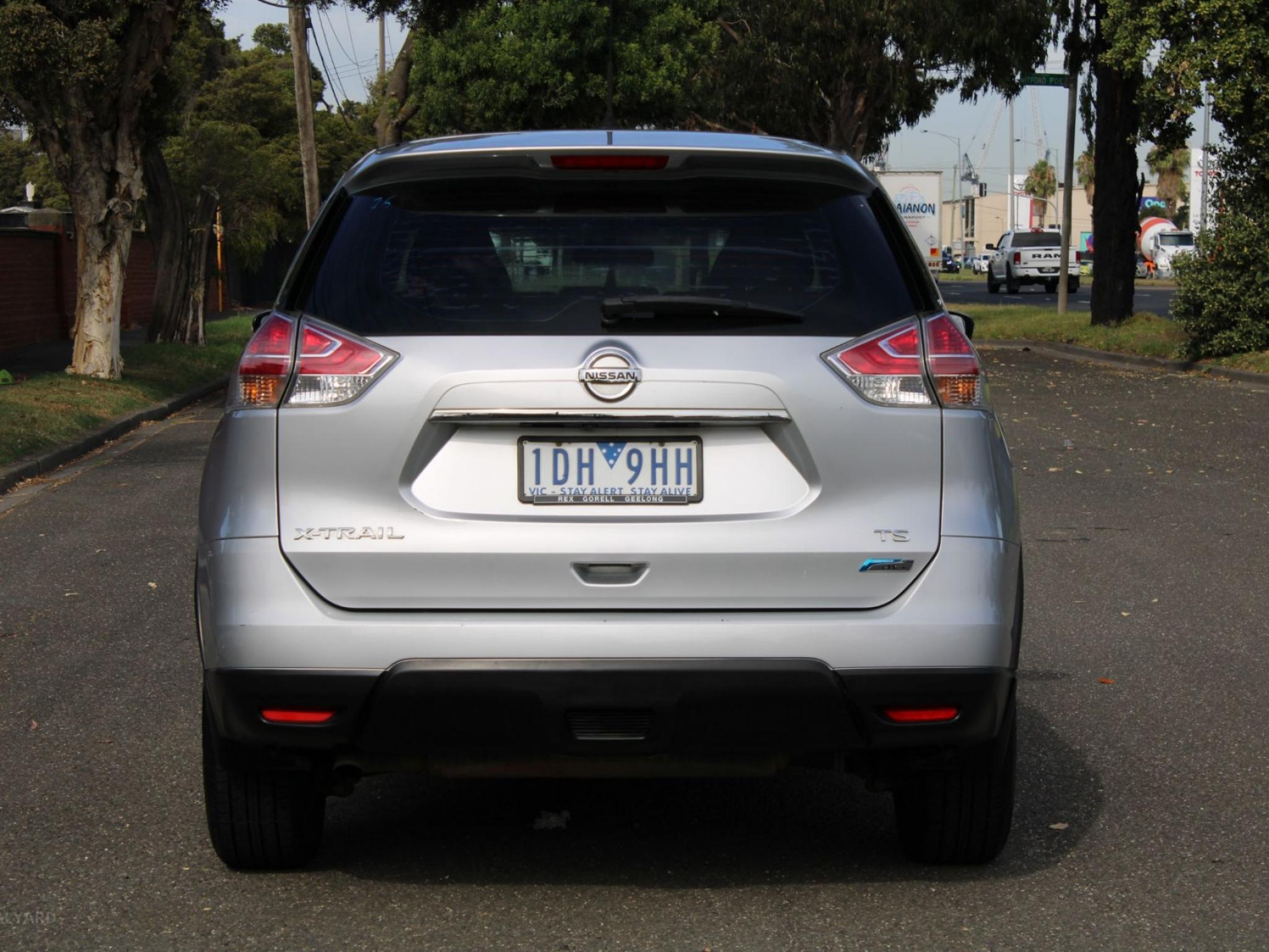 NISSAN X-TRAIL