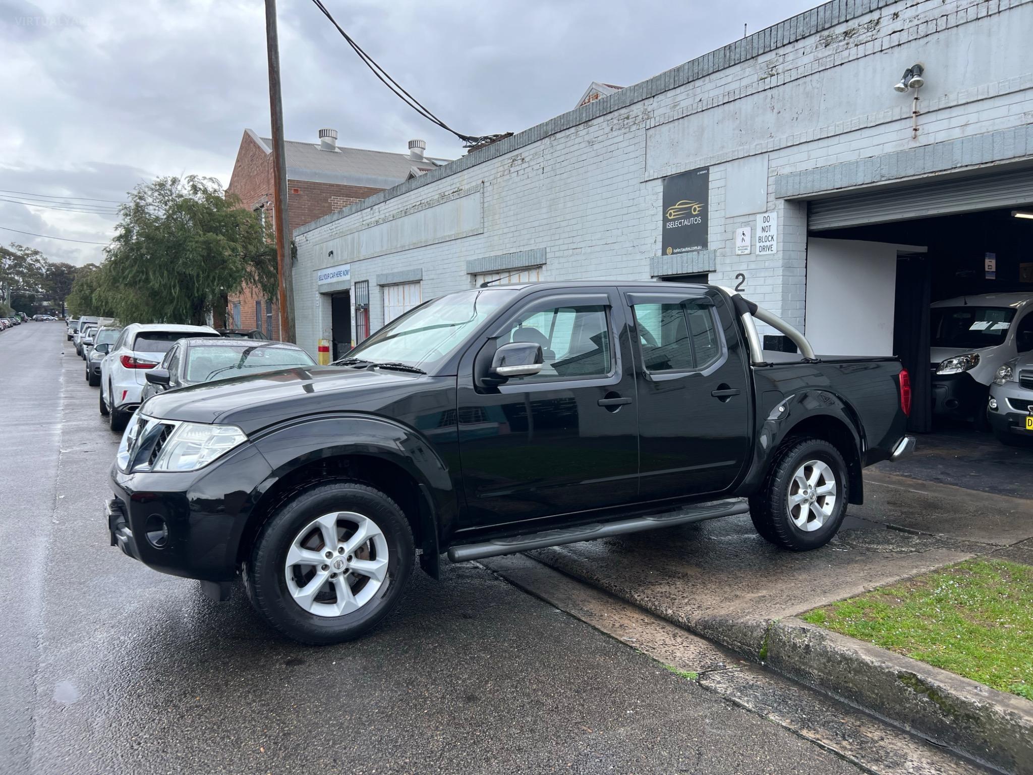 NISSAN NAVARA