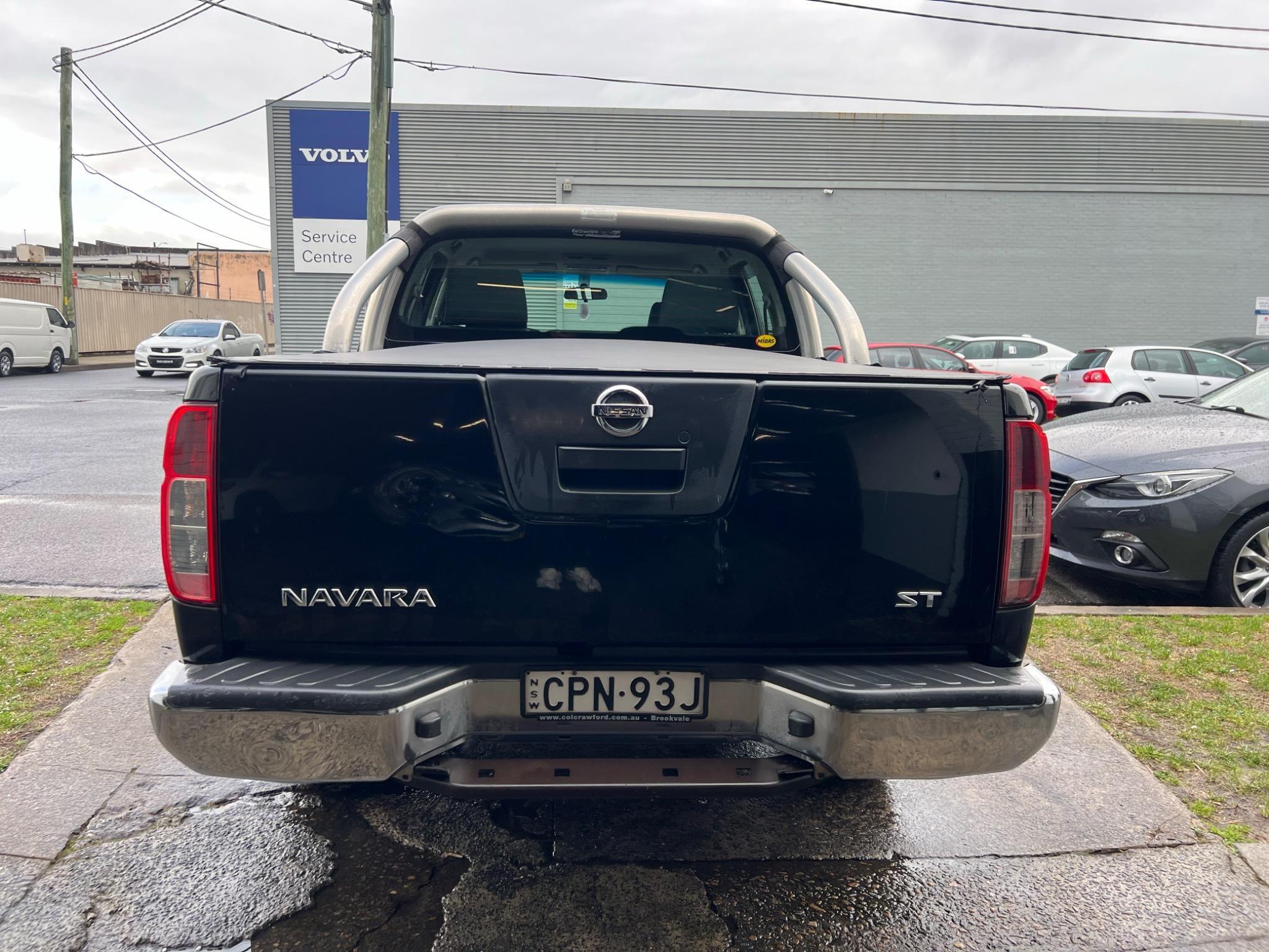NISSAN NAVARA