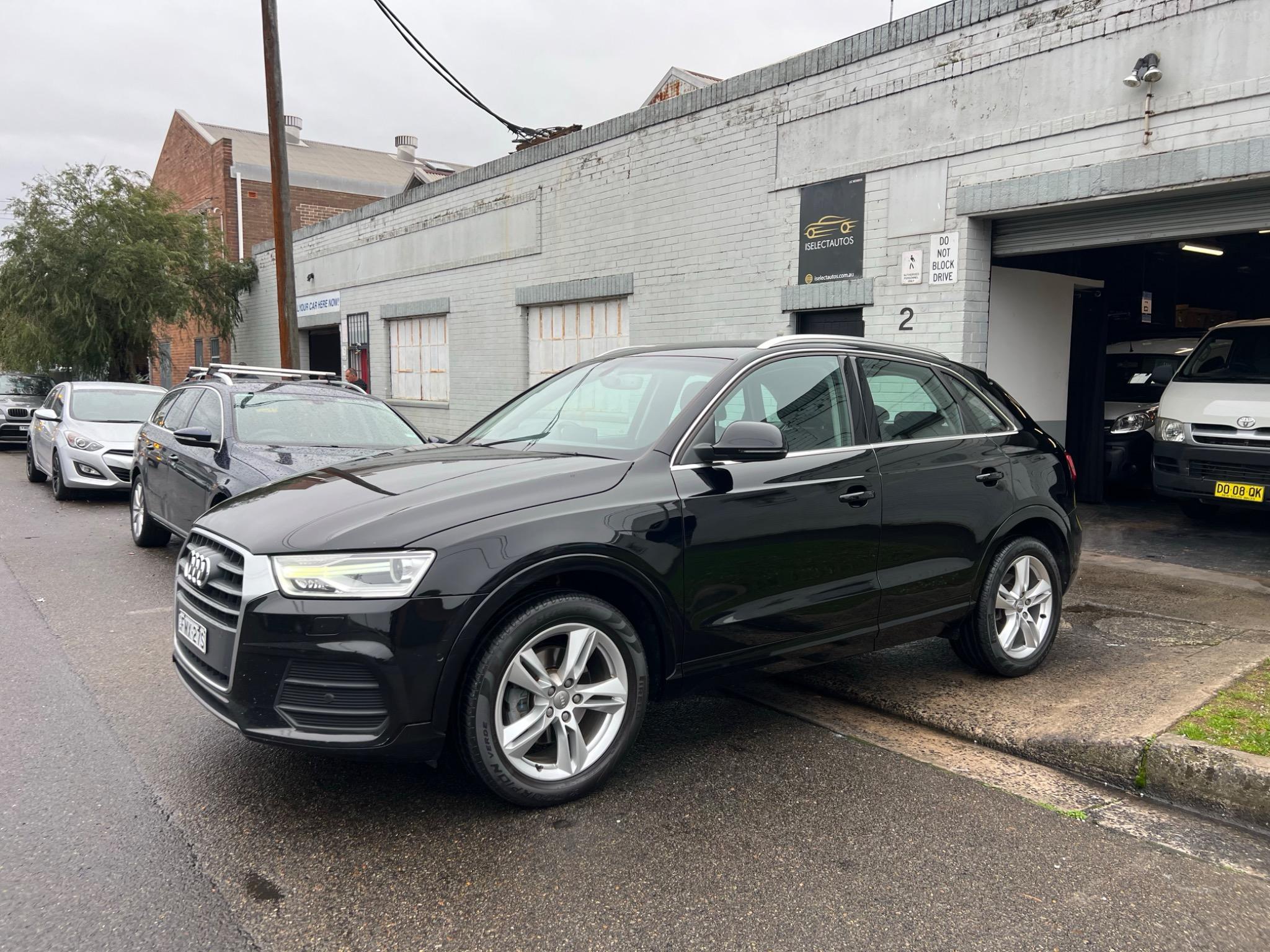 AUDI Q3
