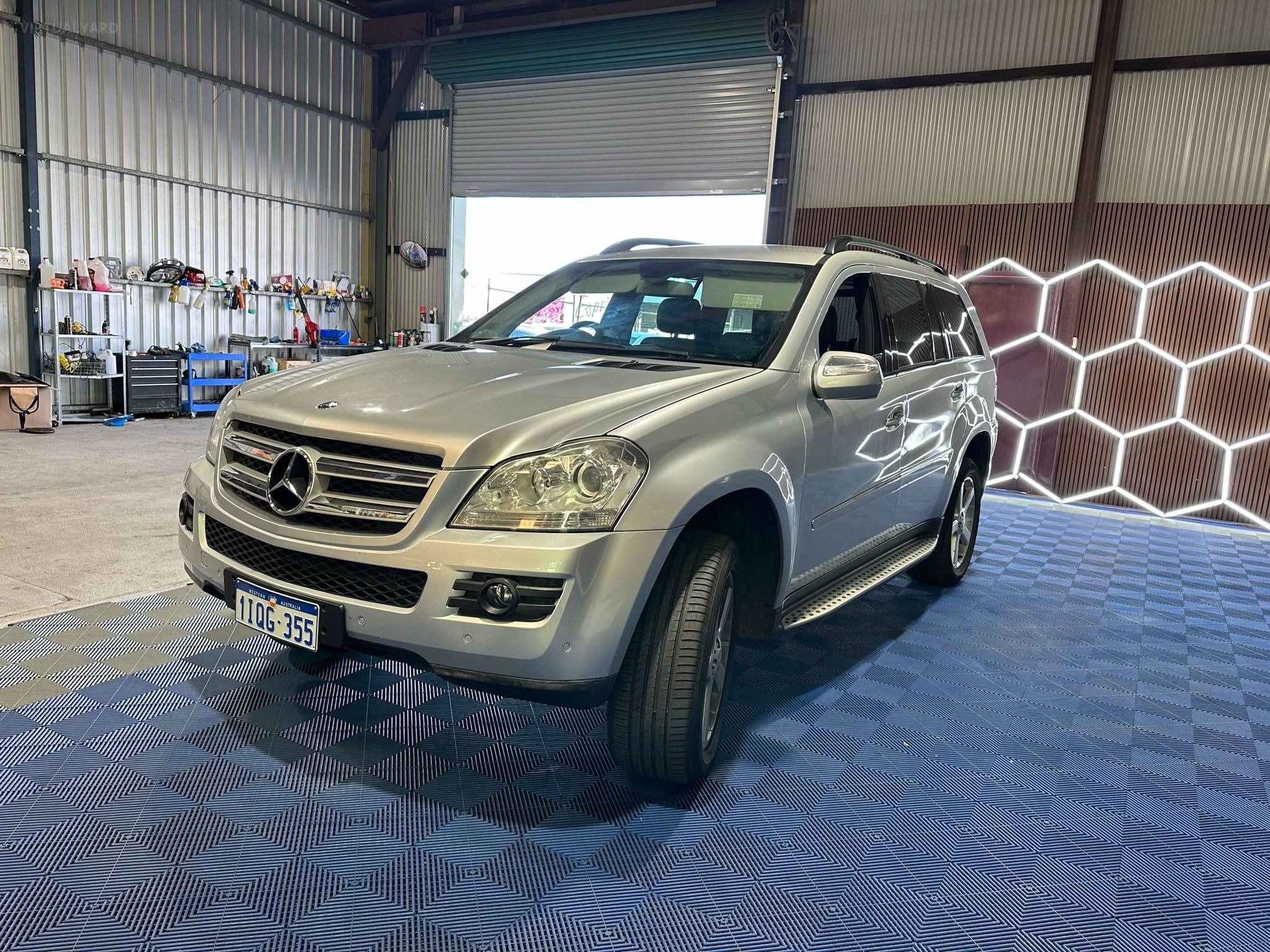 MERCEDES-BENZ GL