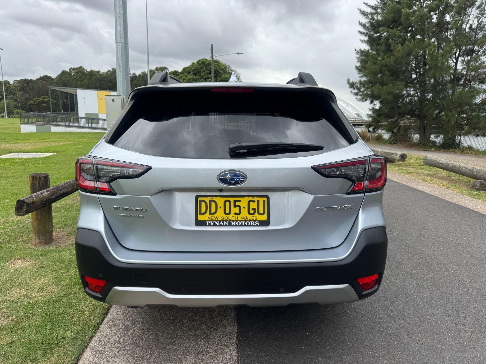SUBARU OUTBACK