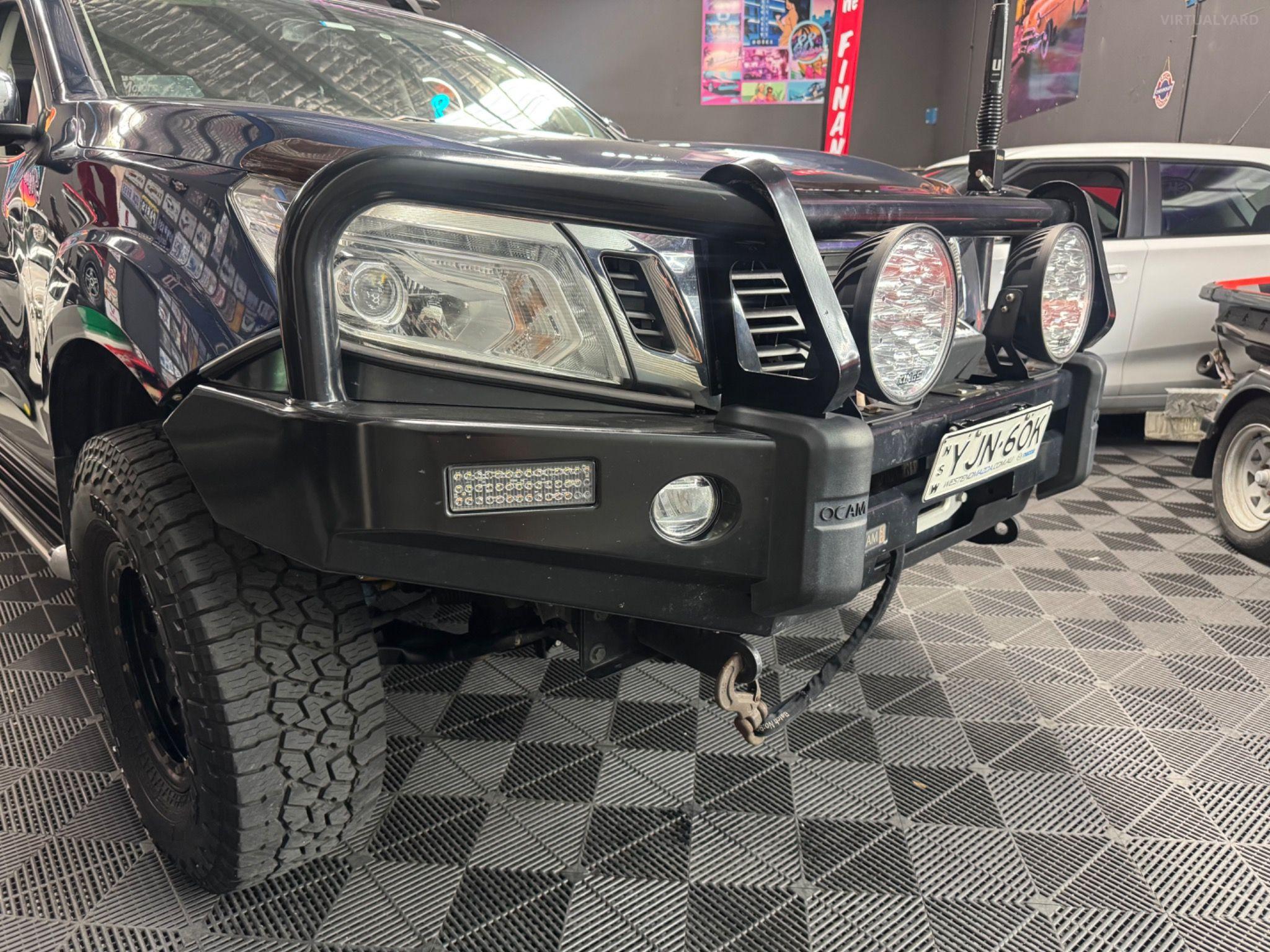 NISSAN NAVARA