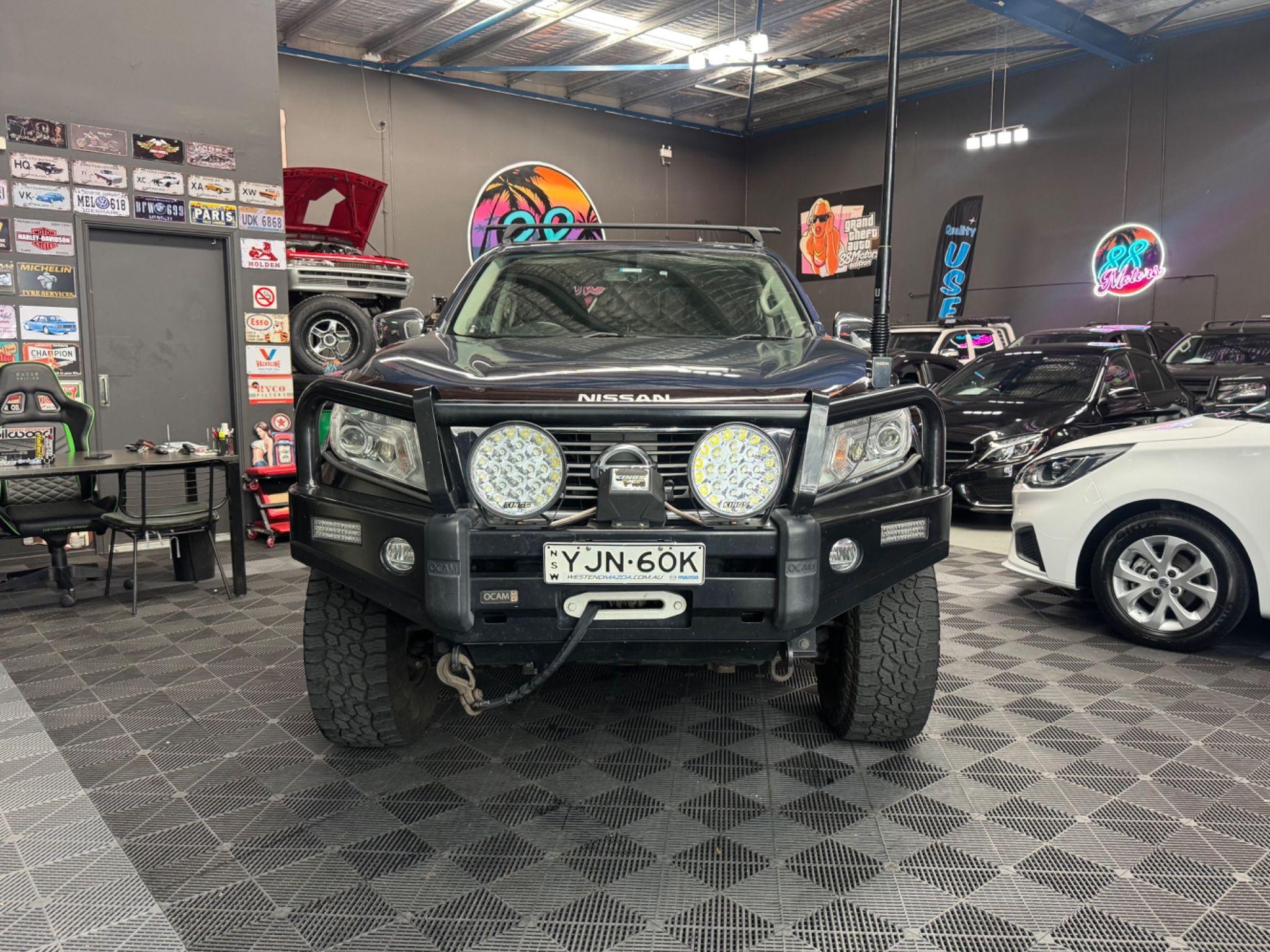 NISSAN NAVARA
