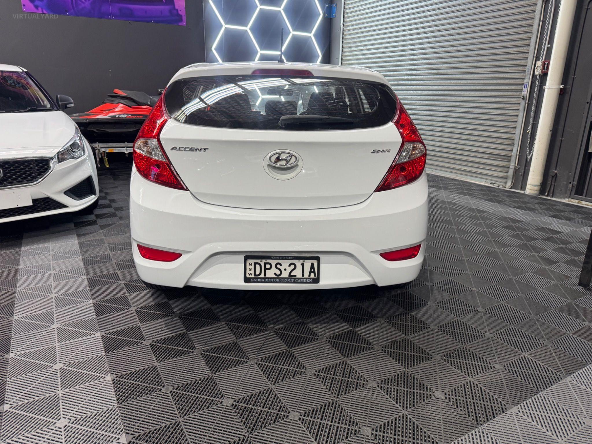 HYUNDAI ACCENT