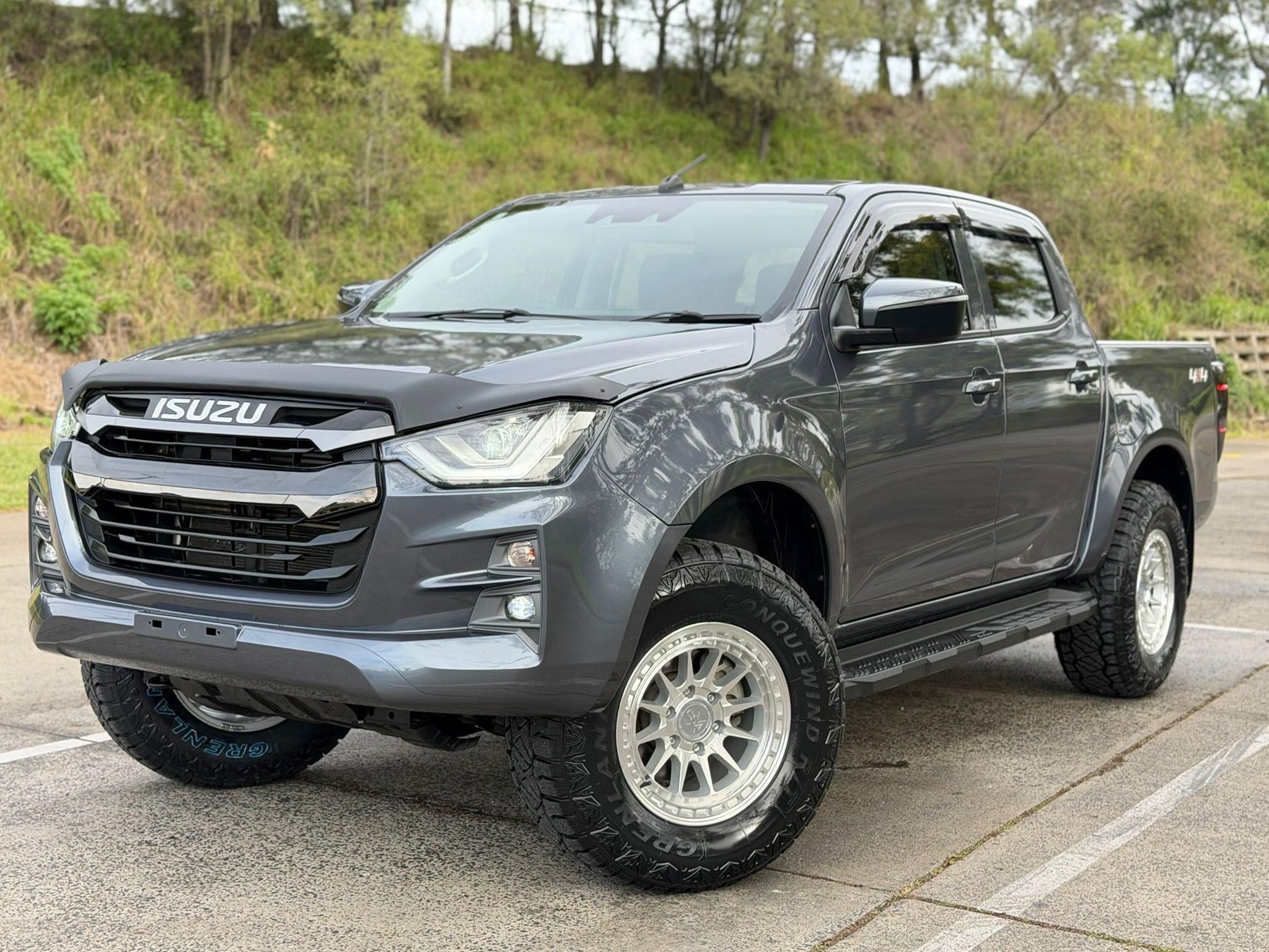 ISUZU D-MAX