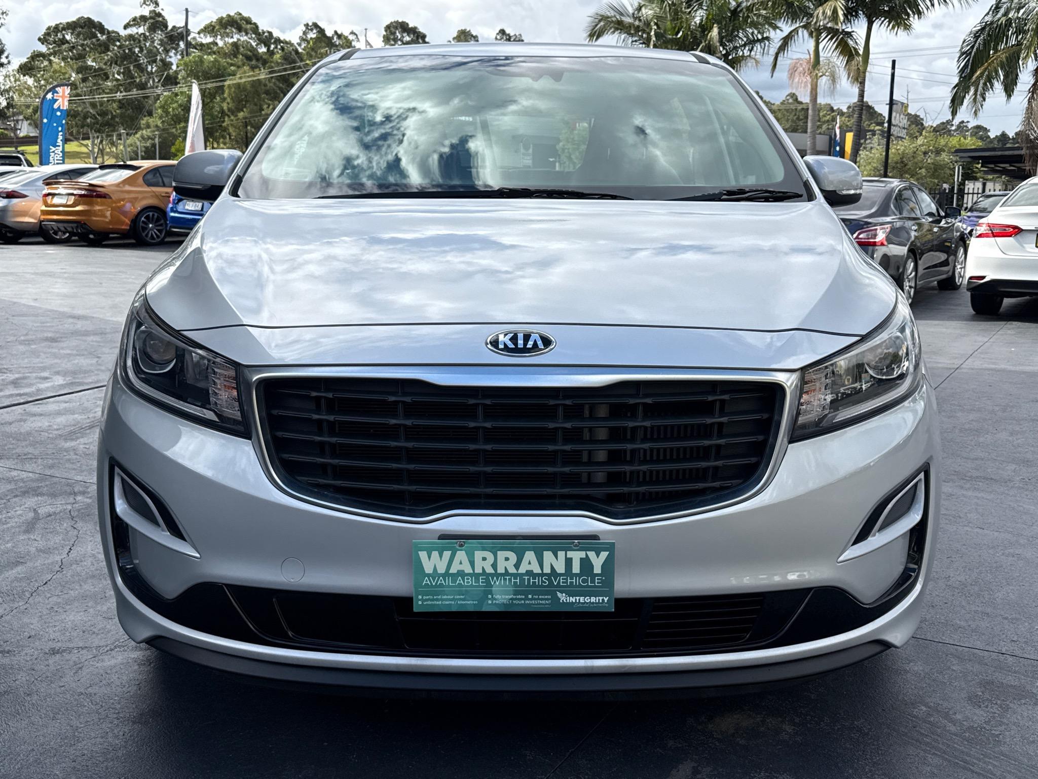 Kia Carnival