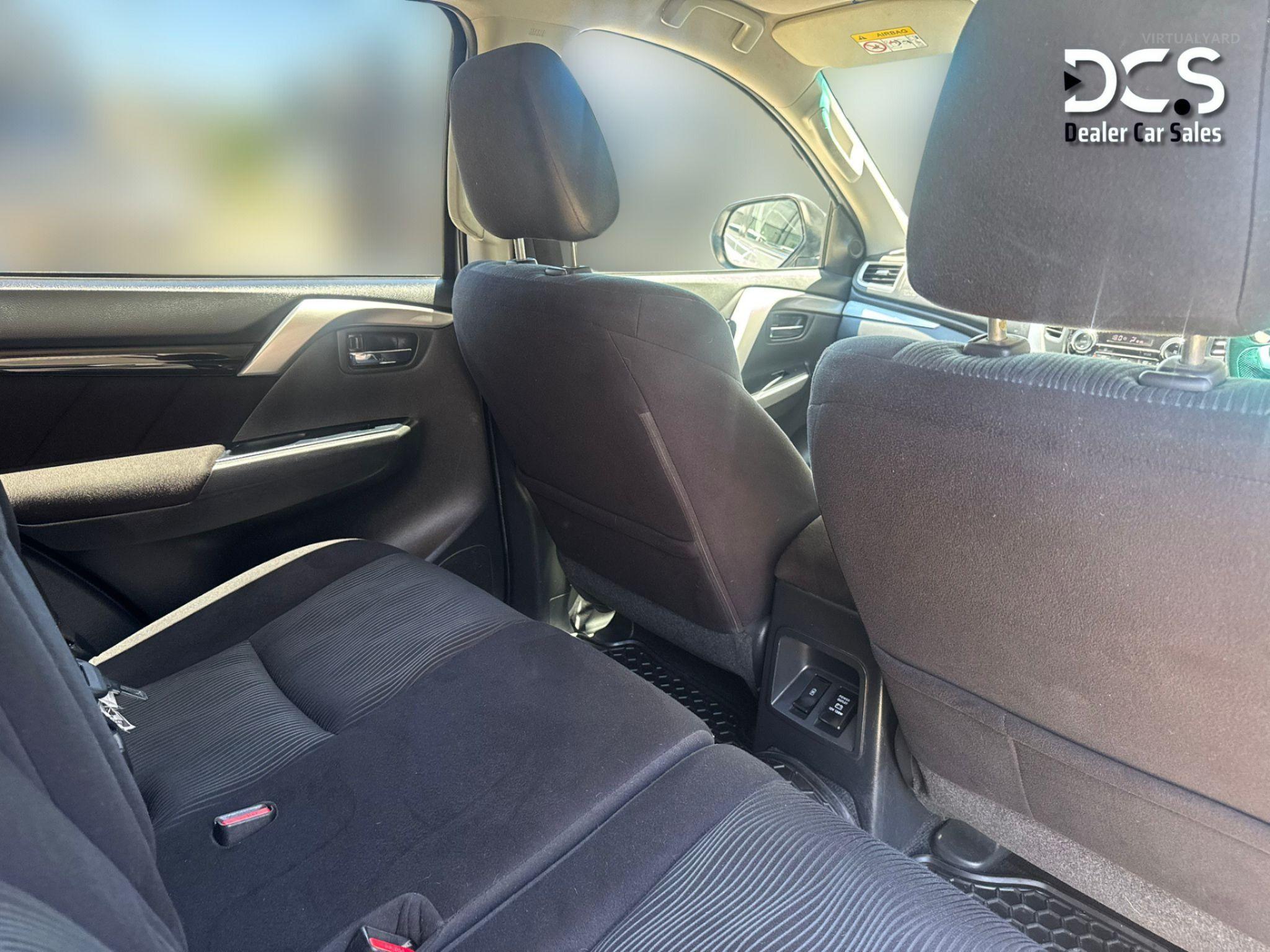 MITSUBISHI PAJERO SPORT