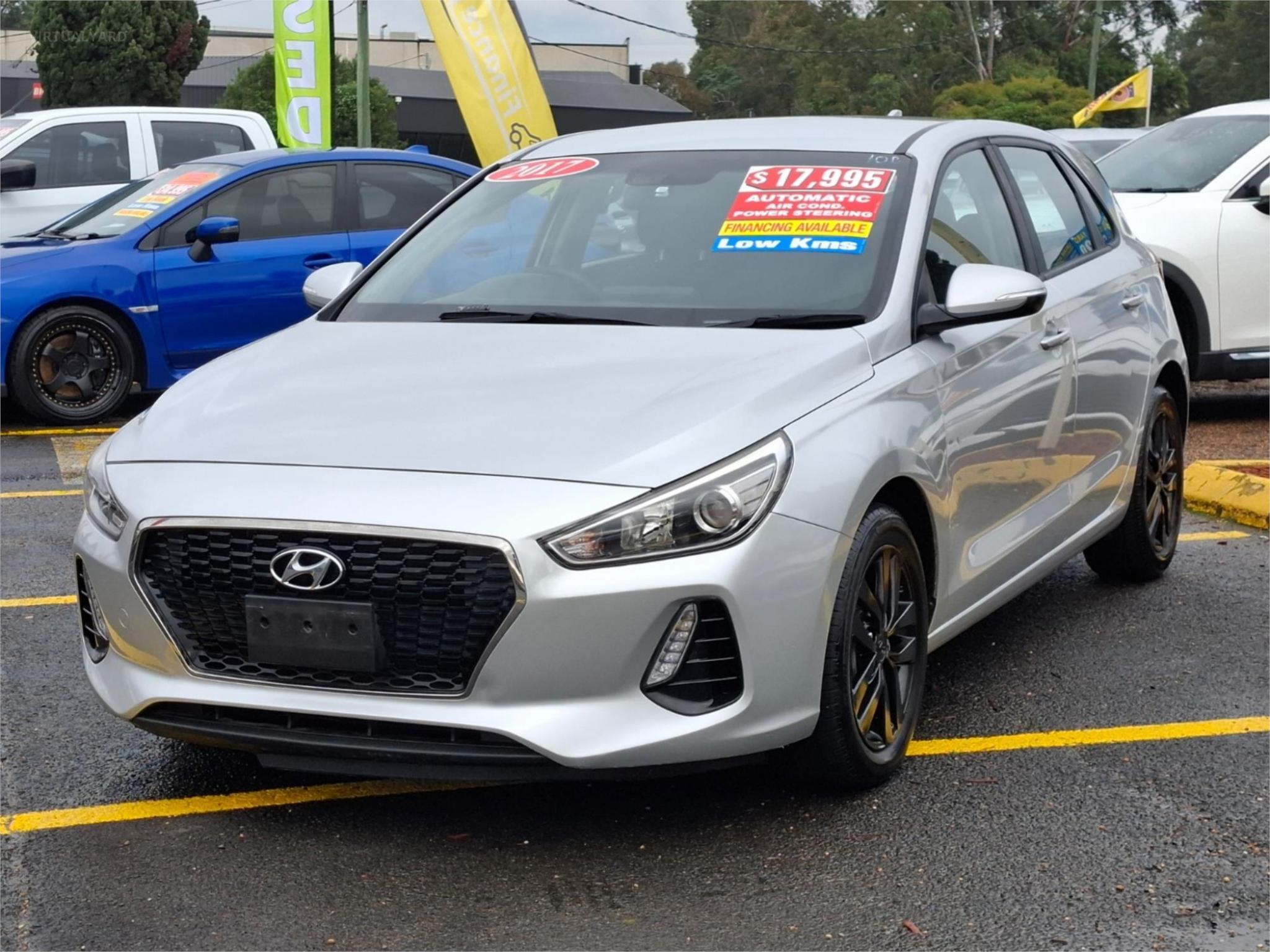 HYUNDAI i30
