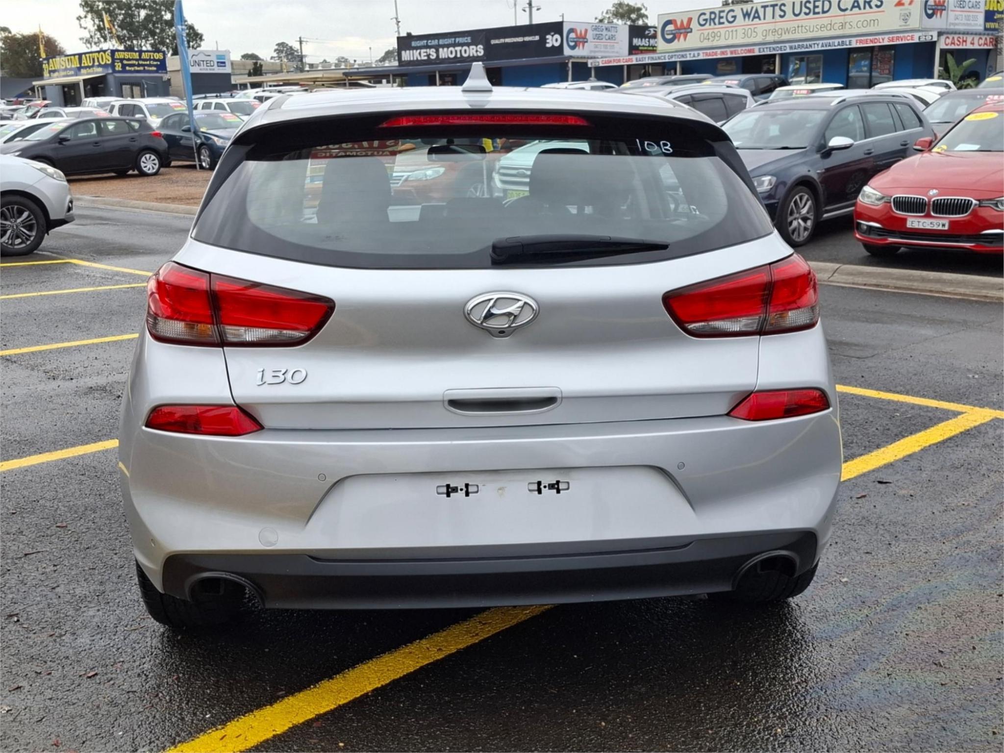 HYUNDAI i30