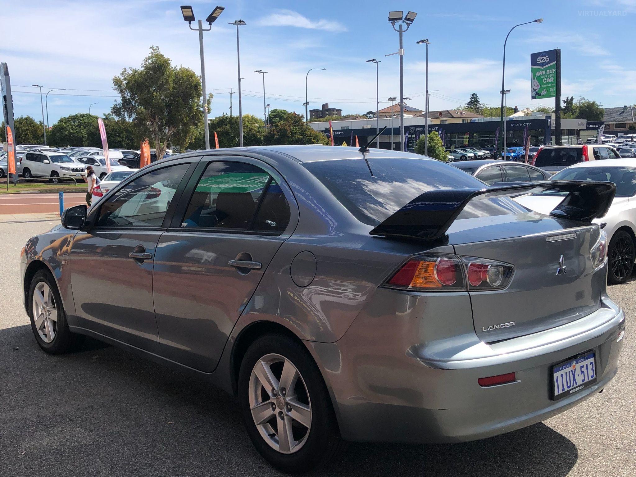 MITSUBISHI LANCER