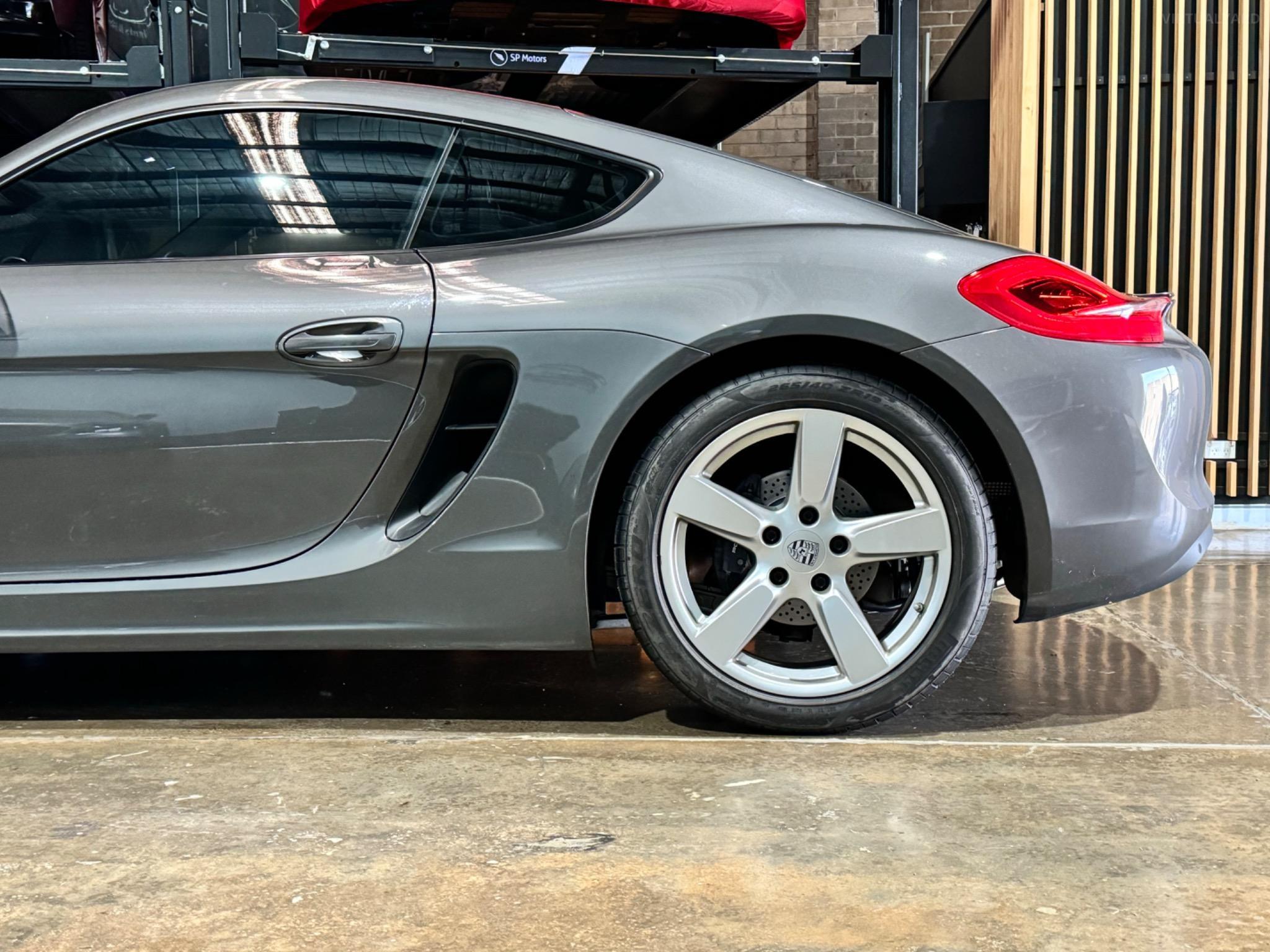 Porsche Cayman