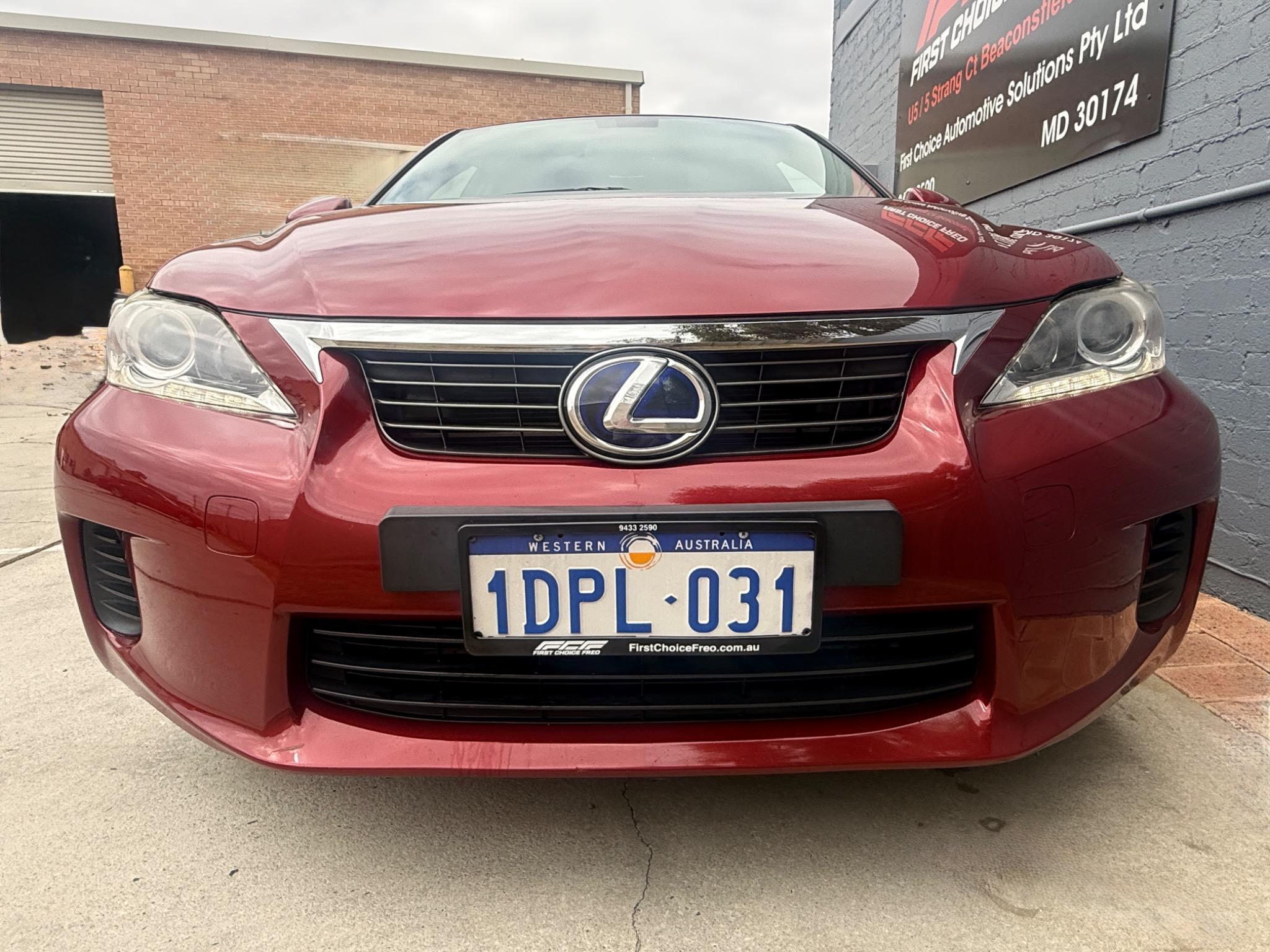 LEXUS CT 200h. HYBRID