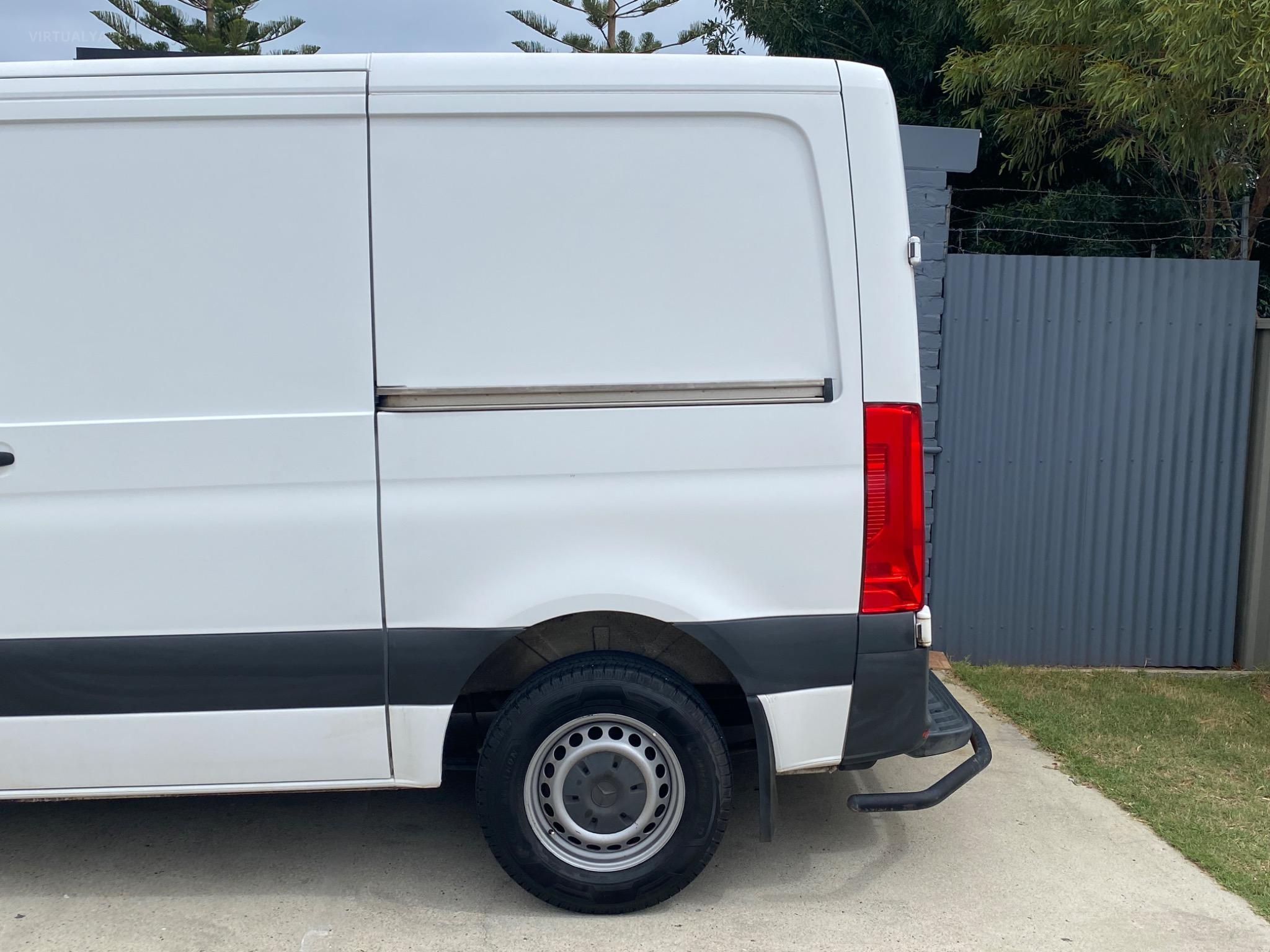 MERCEDES-BENZ Sprinter