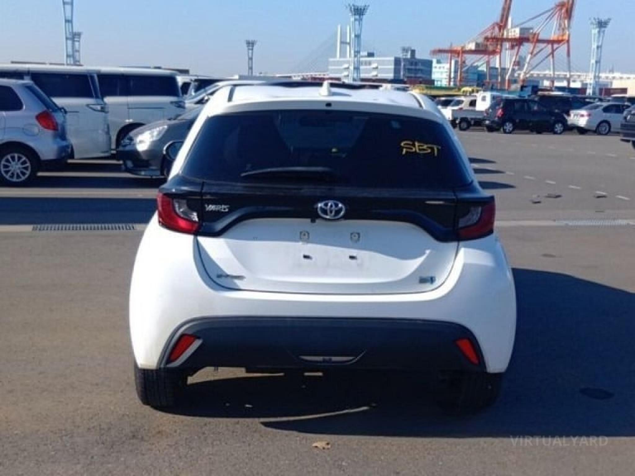 TOYOTA YARIS