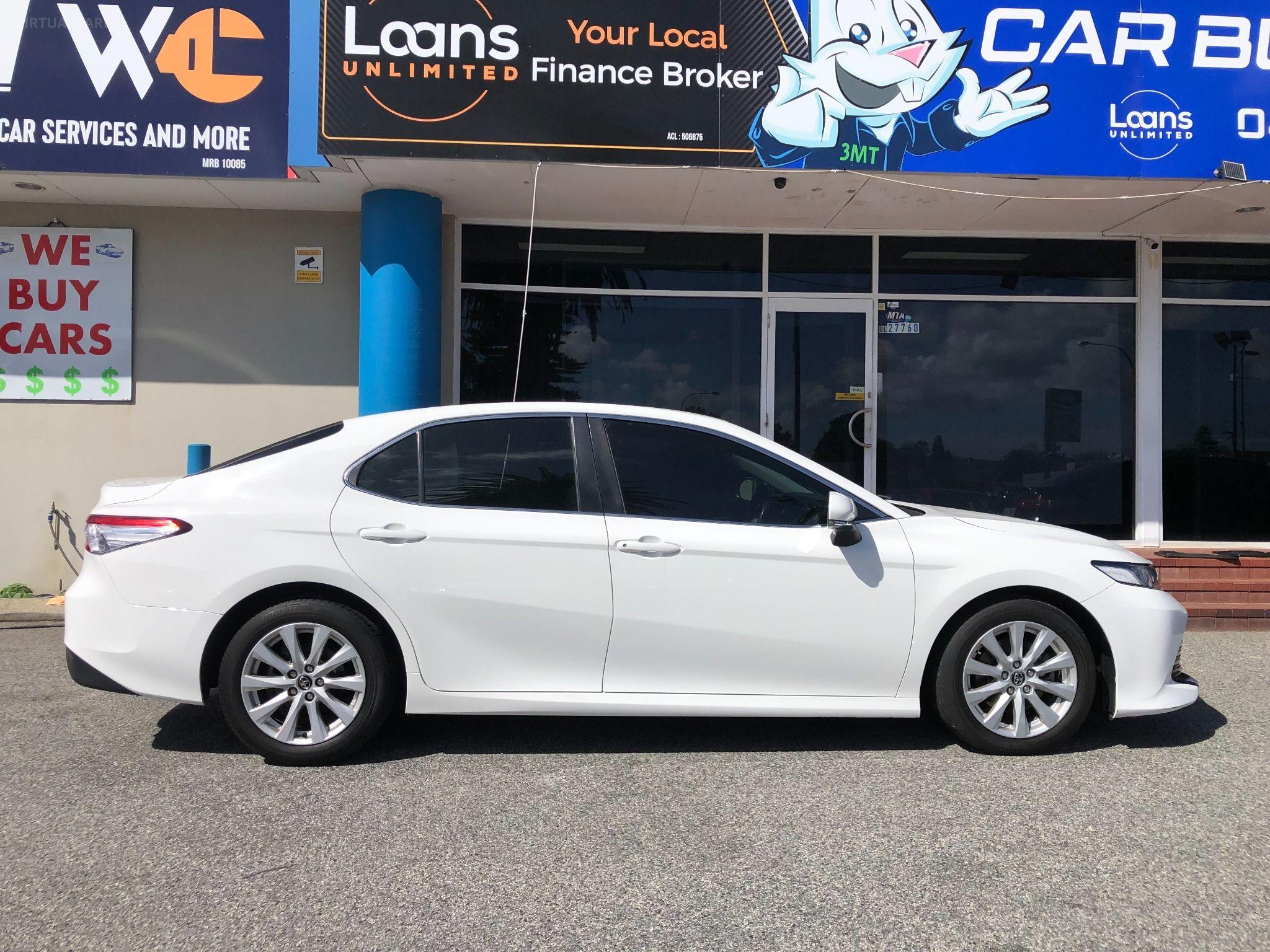 TOYOTA CAMRY