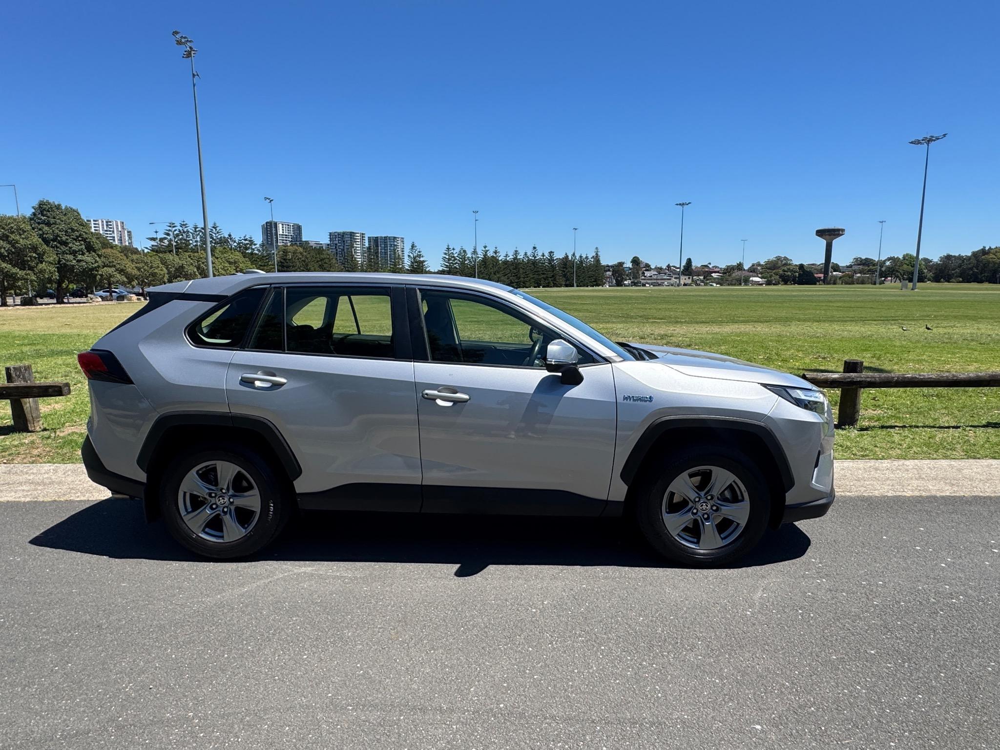 TOYOTA RAV4