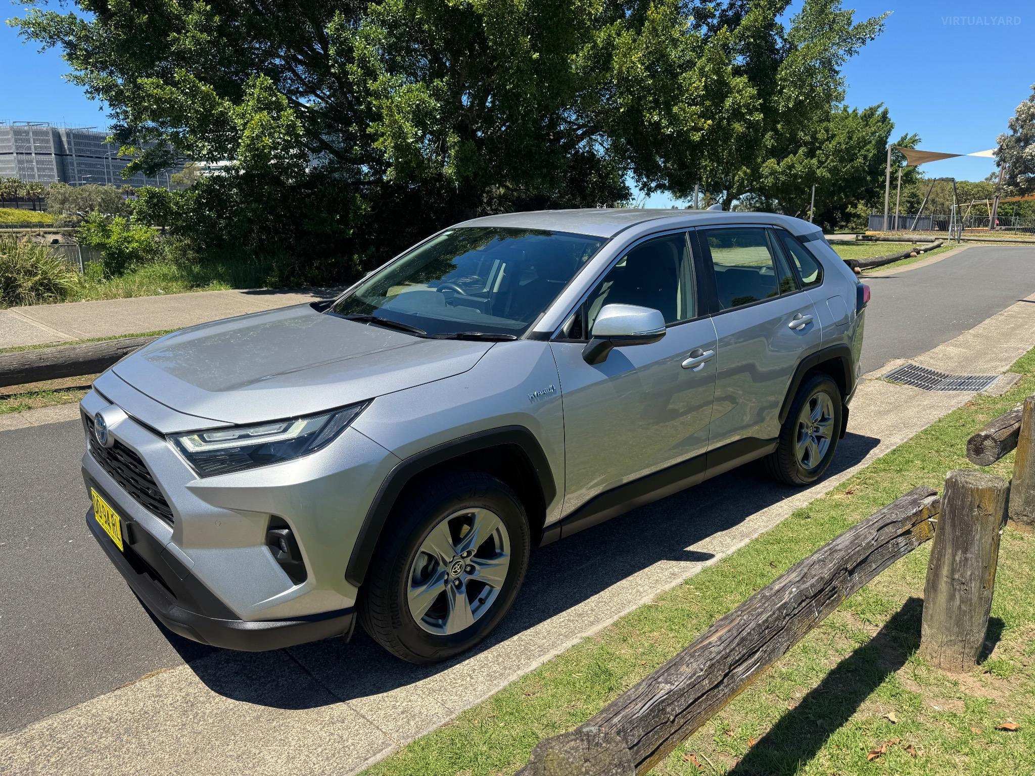 TOYOTA RAV4