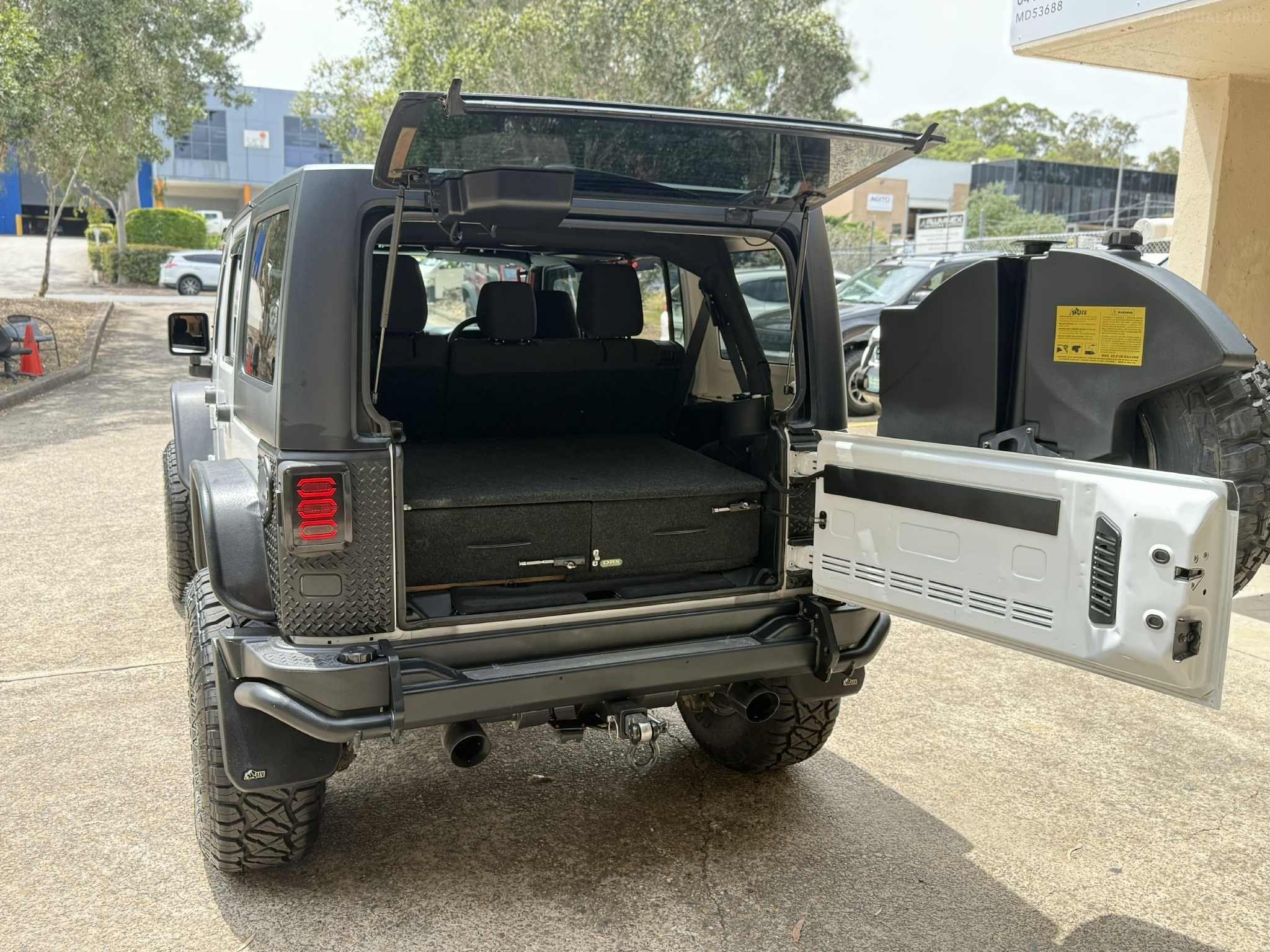 JEEP WRANGLER UNLIMITED