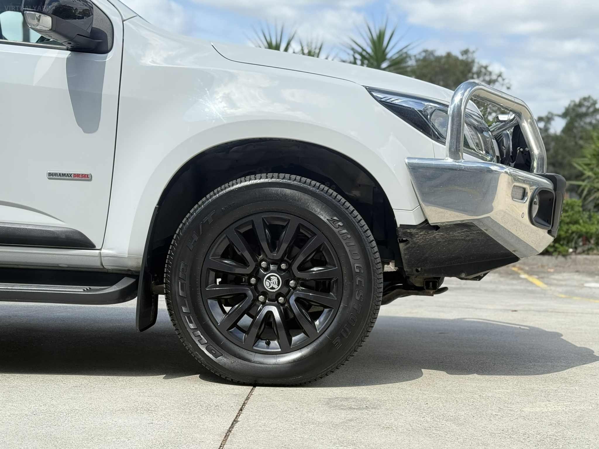 HOLDEN COLORADO