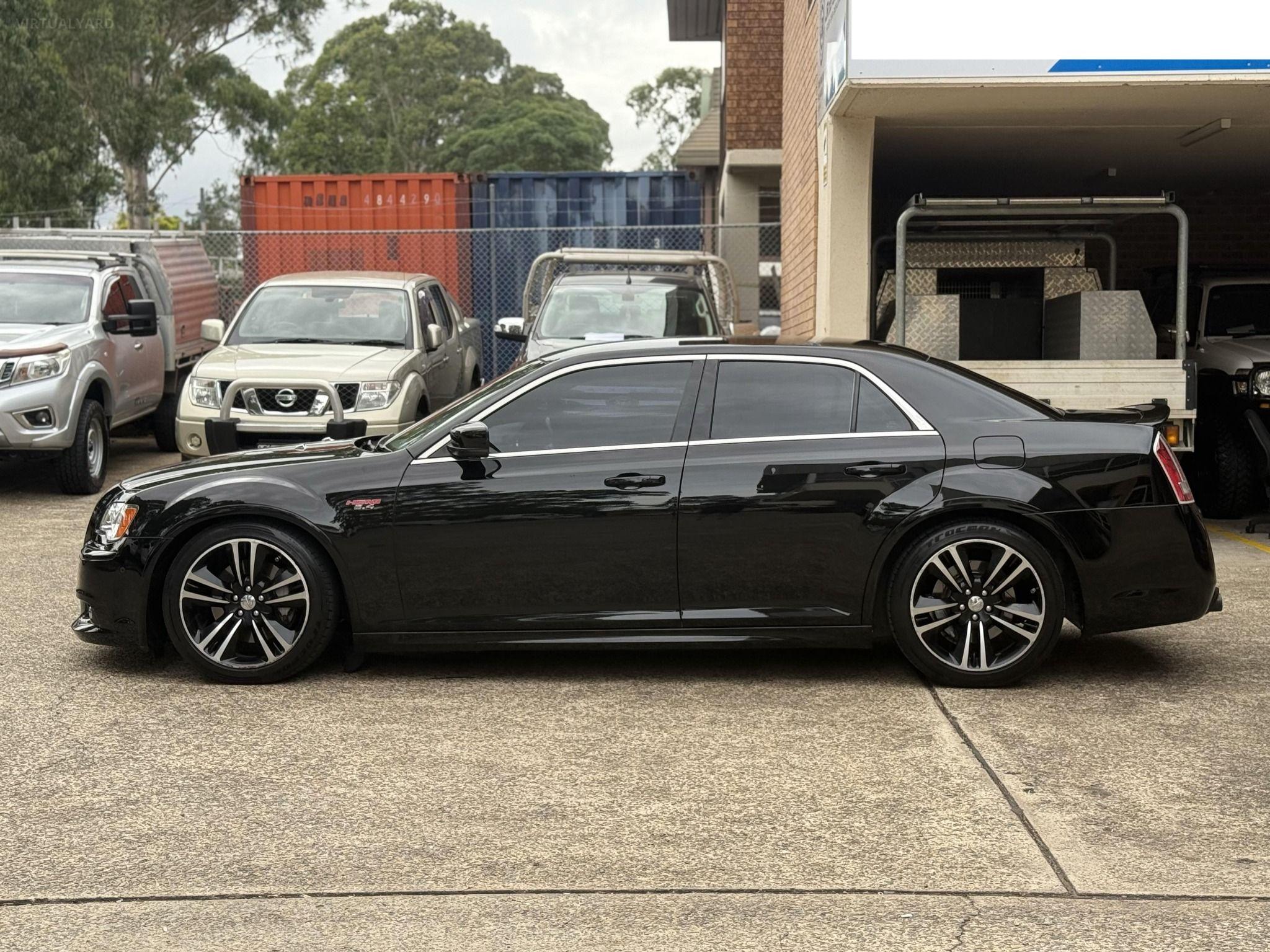 CHRYSLER 300
