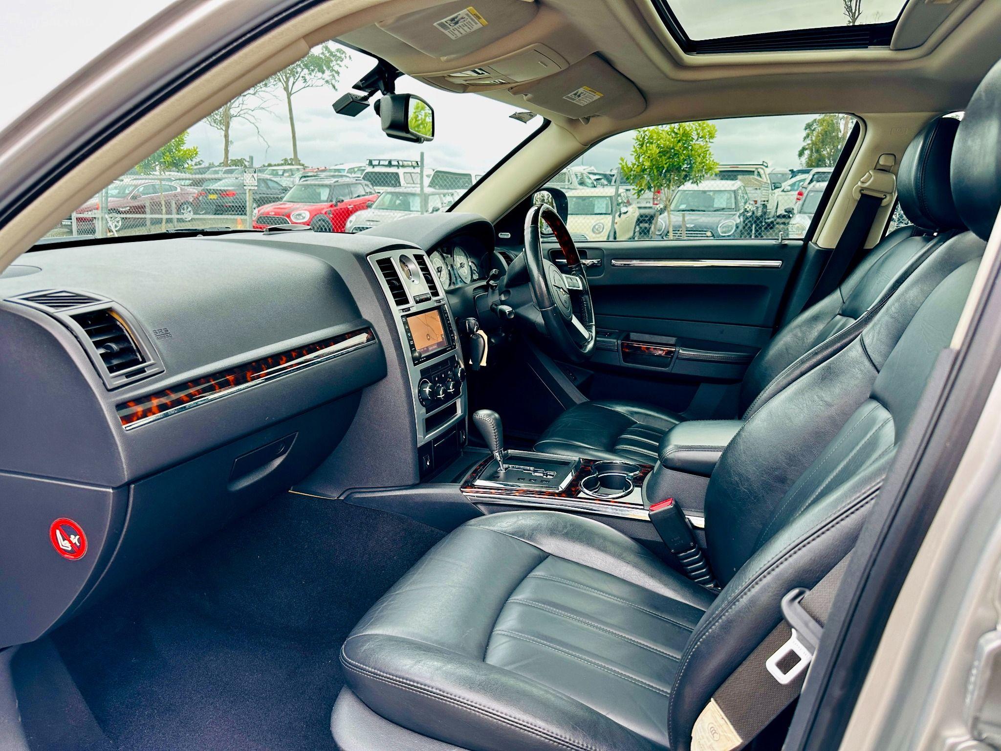 CHRYSLER 300C