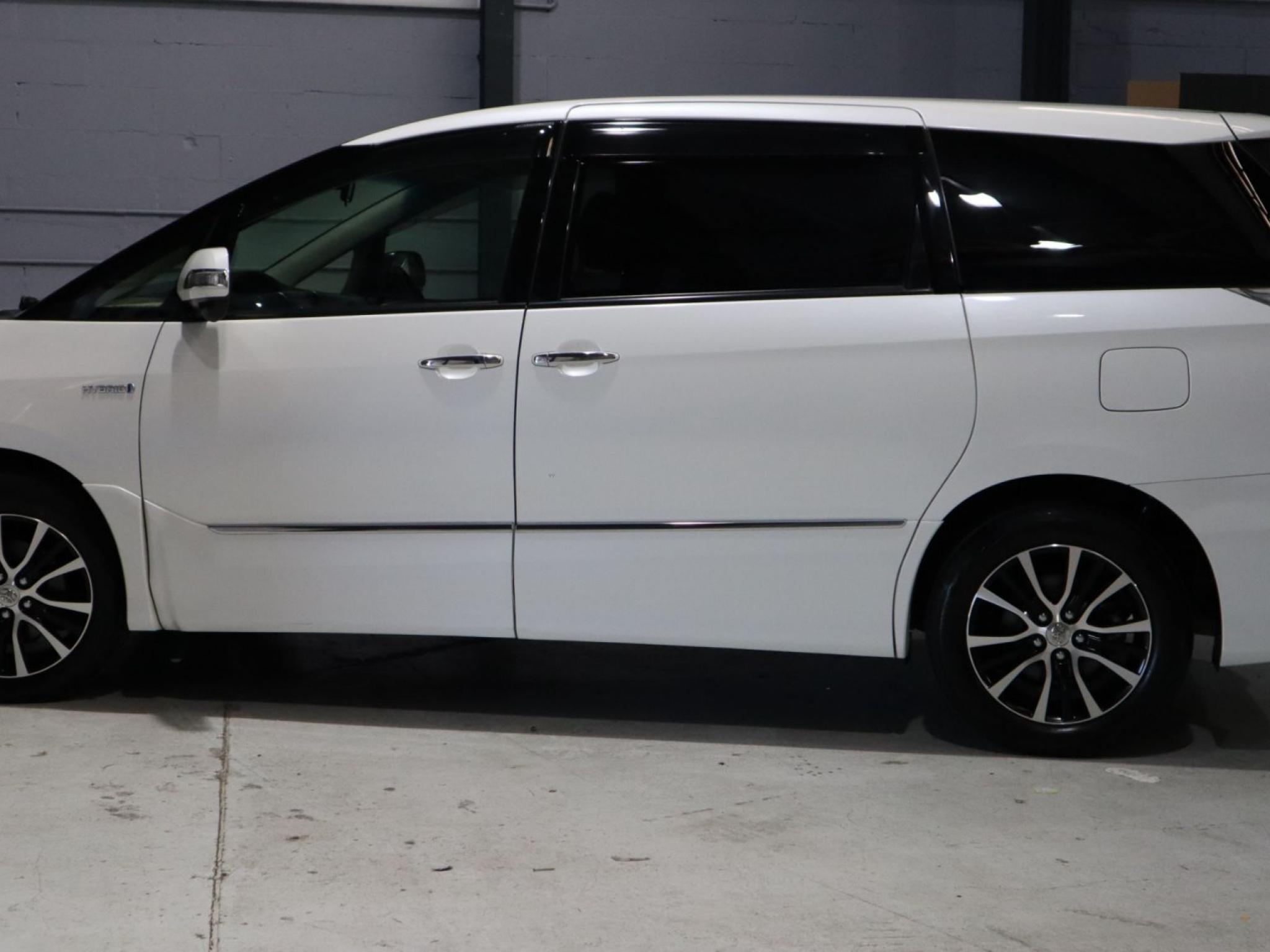 TOYOTA ESTIMA