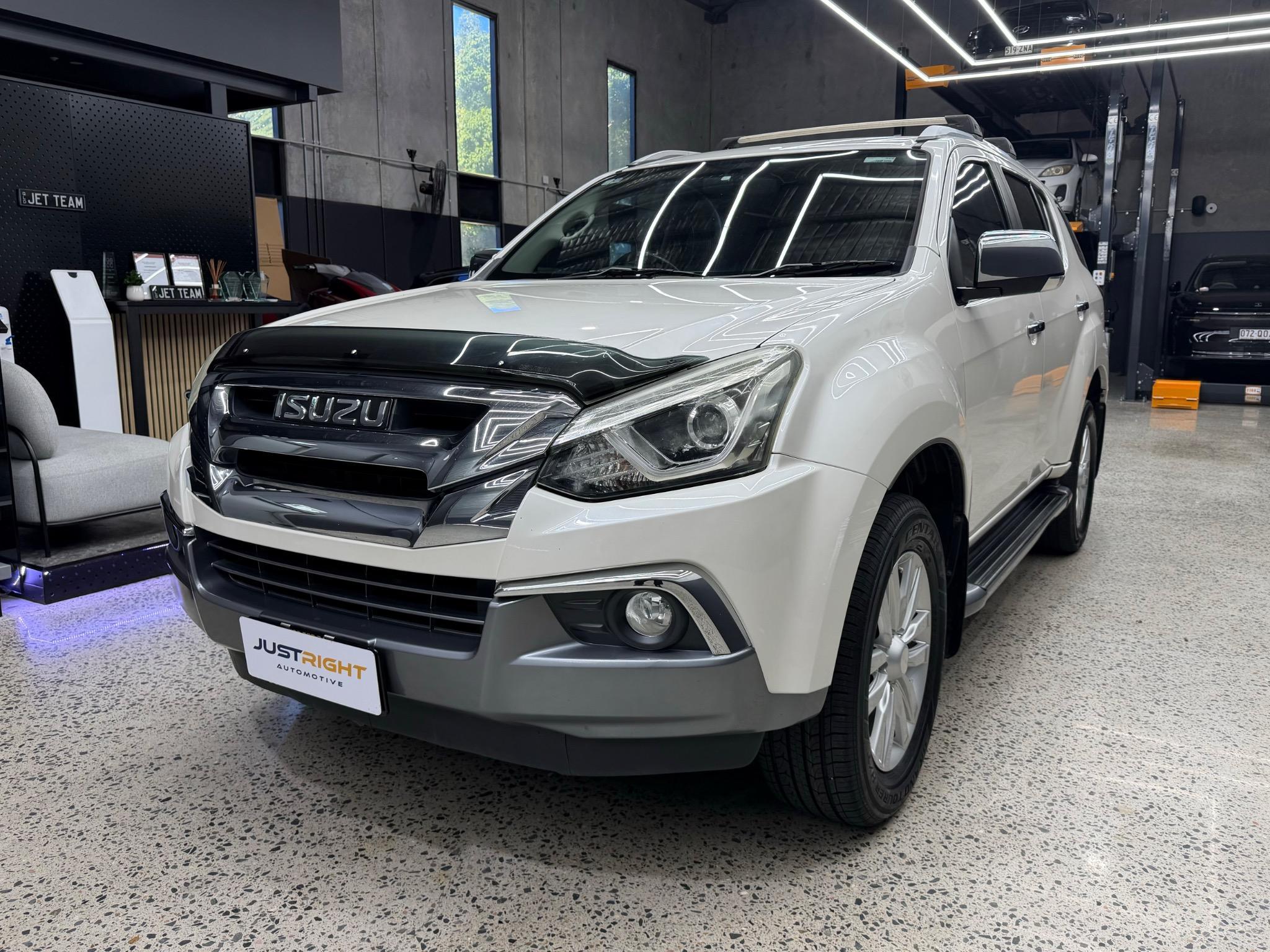 ISUZU MU-X