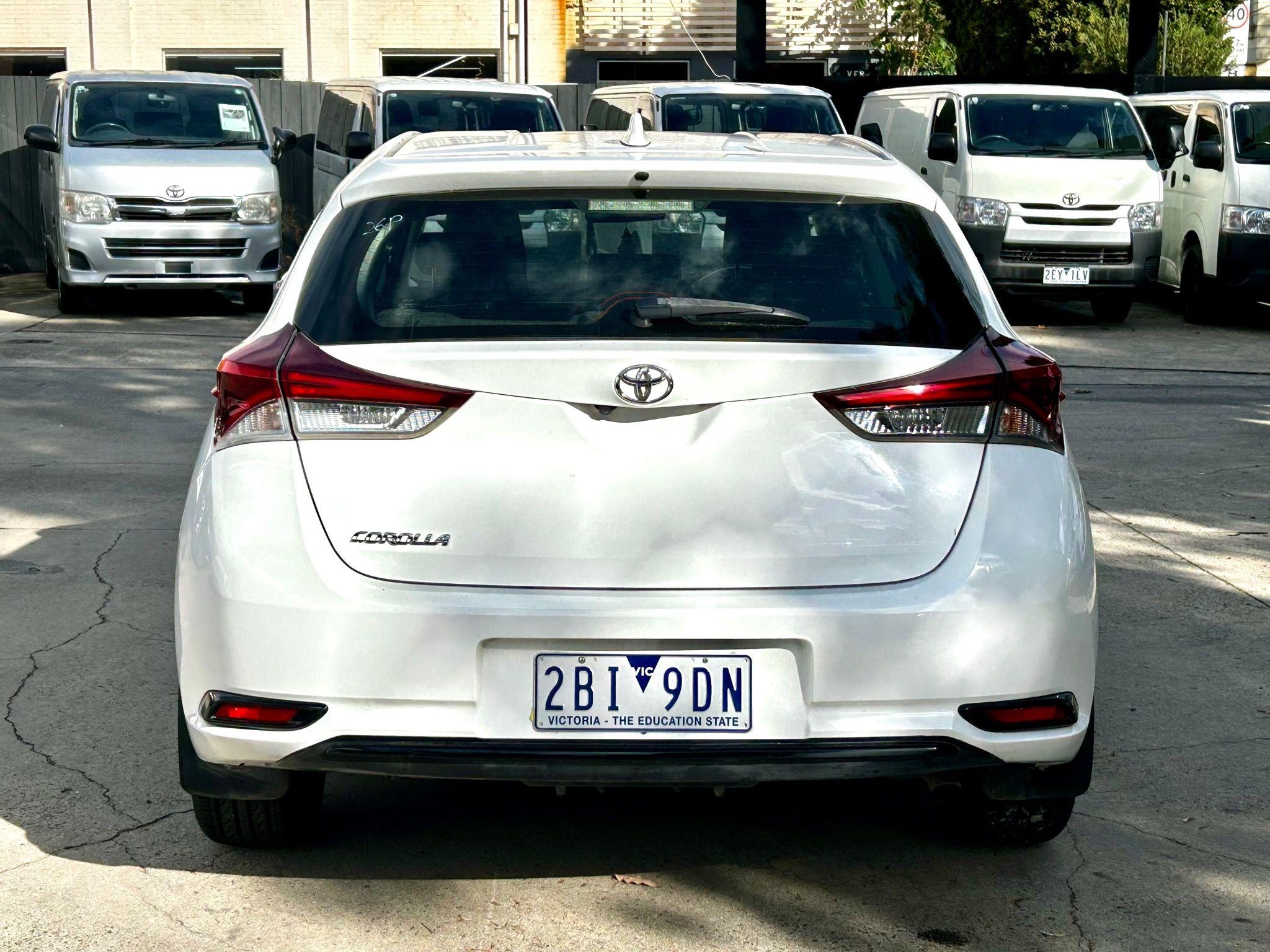 TOYOTA COROLLA