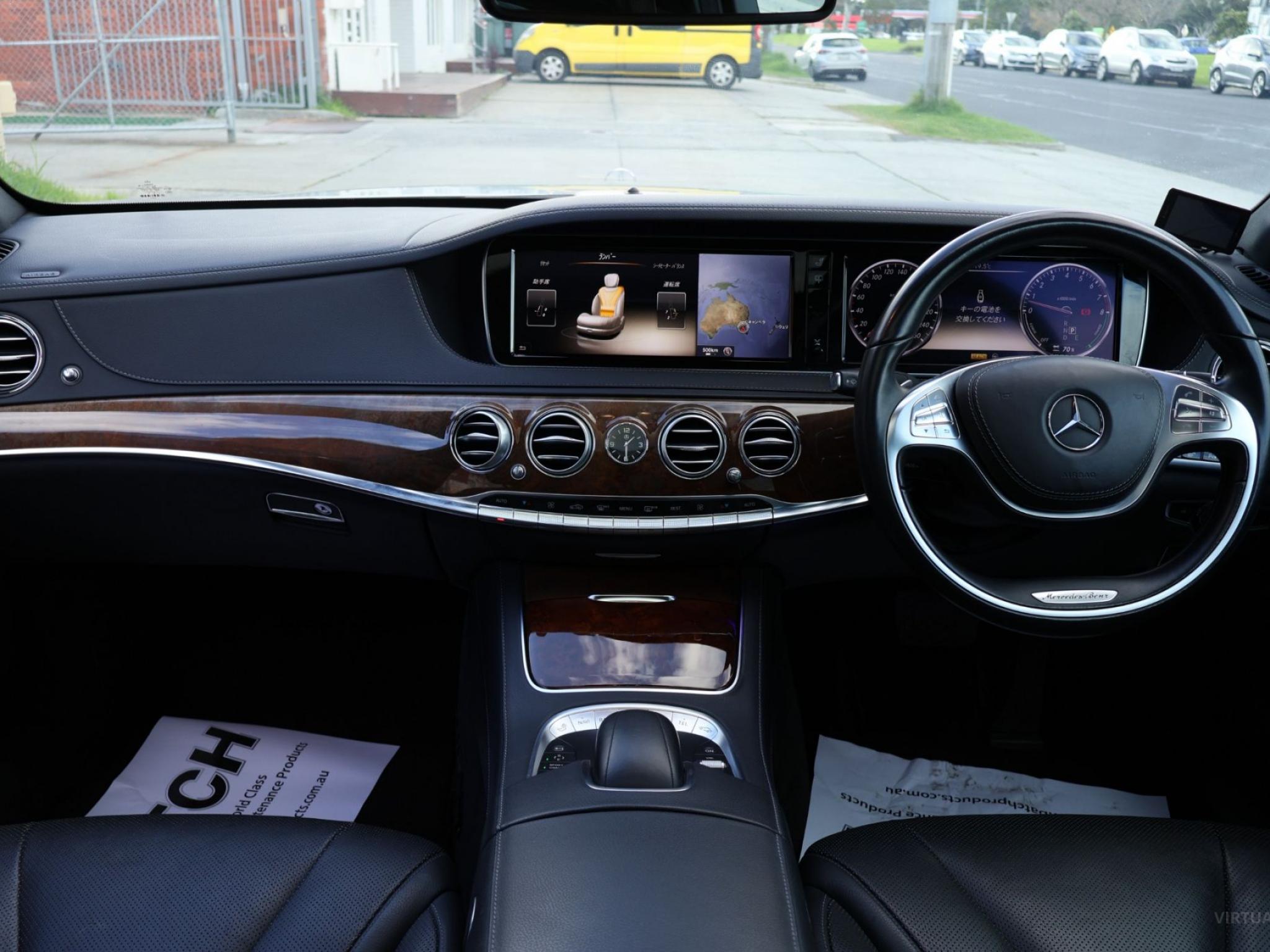 MERCEDES-BENZ S400