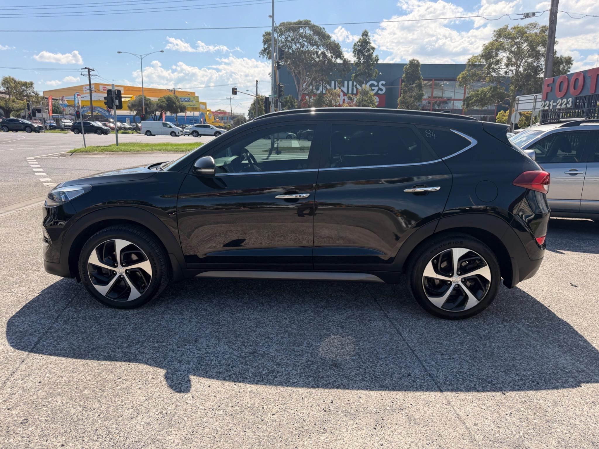 HYUNDAI TUCSON