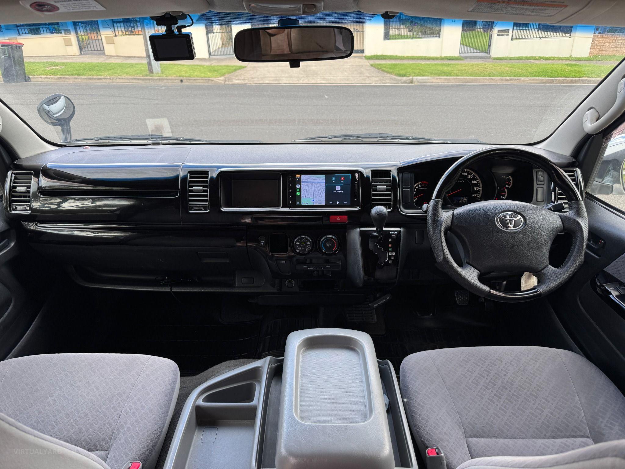 TOYOTA HIACE CAMPERVAN