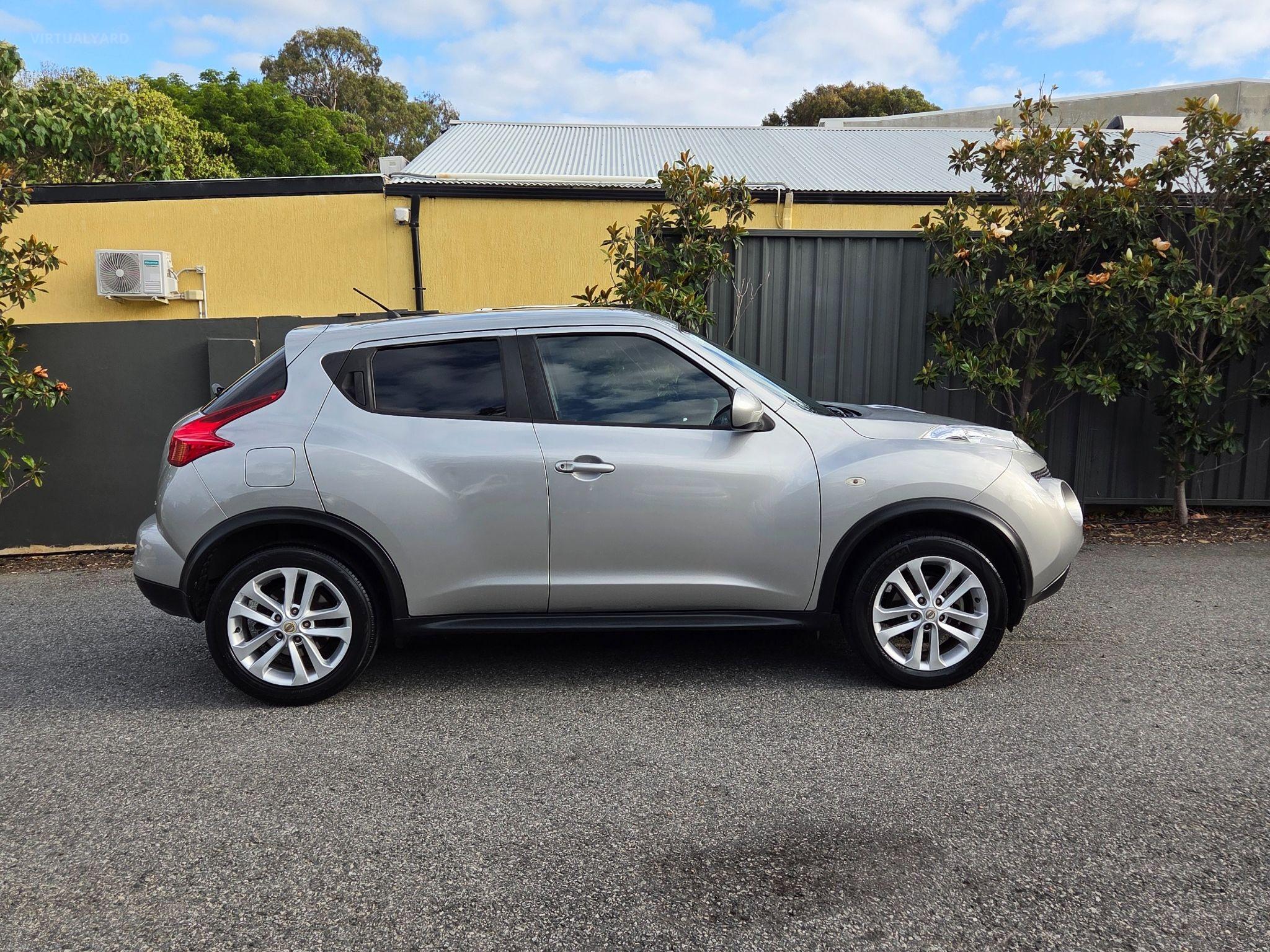 NISSAN JUKE