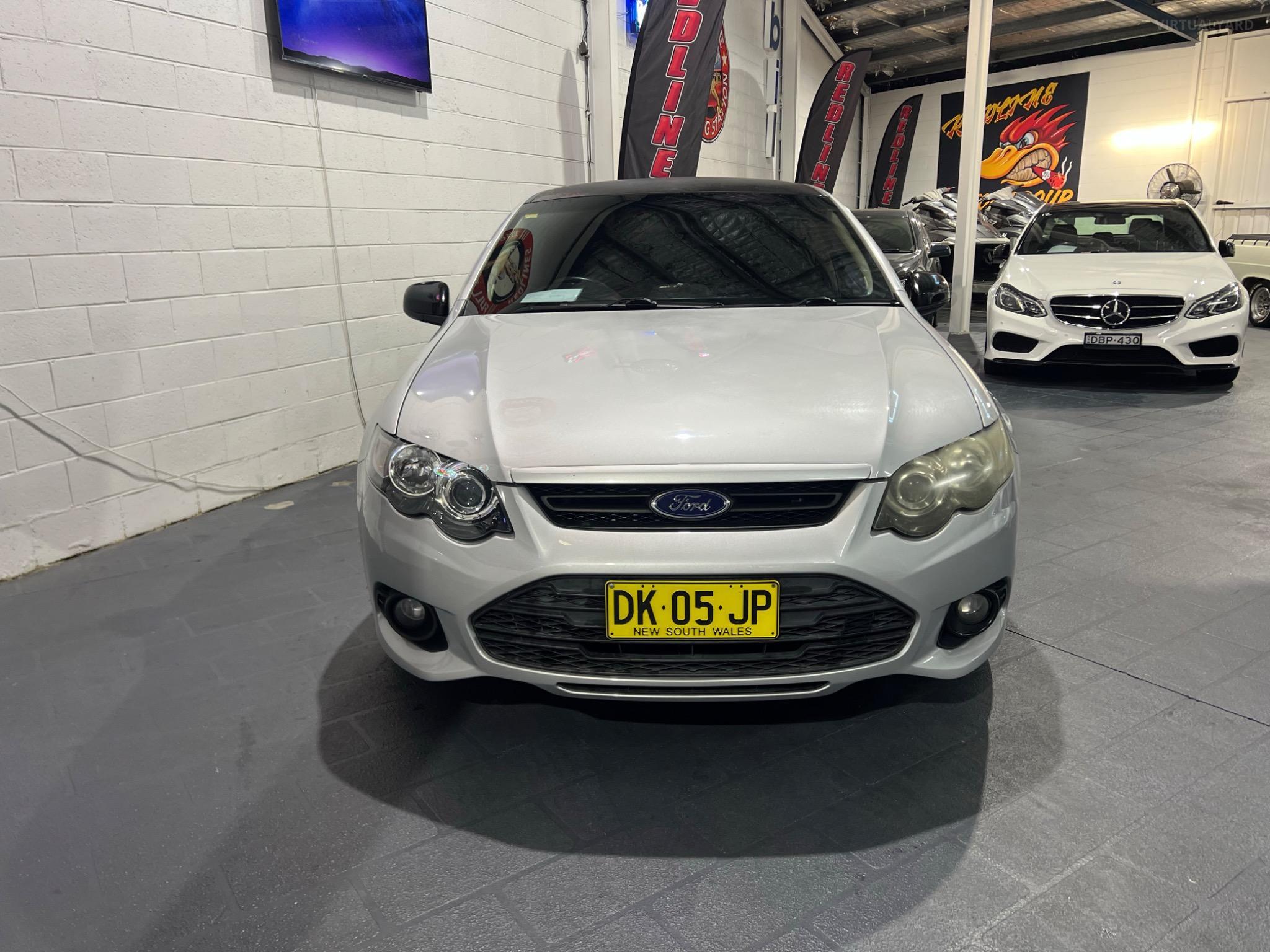 FORD FALCON