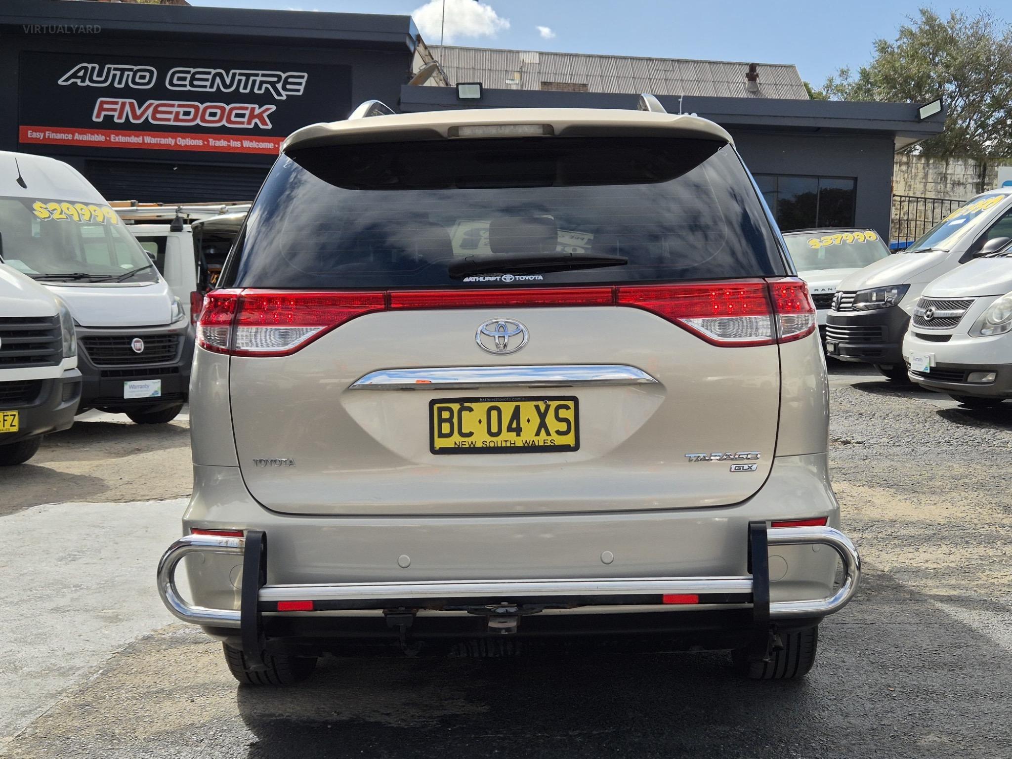 Toyota Tarago