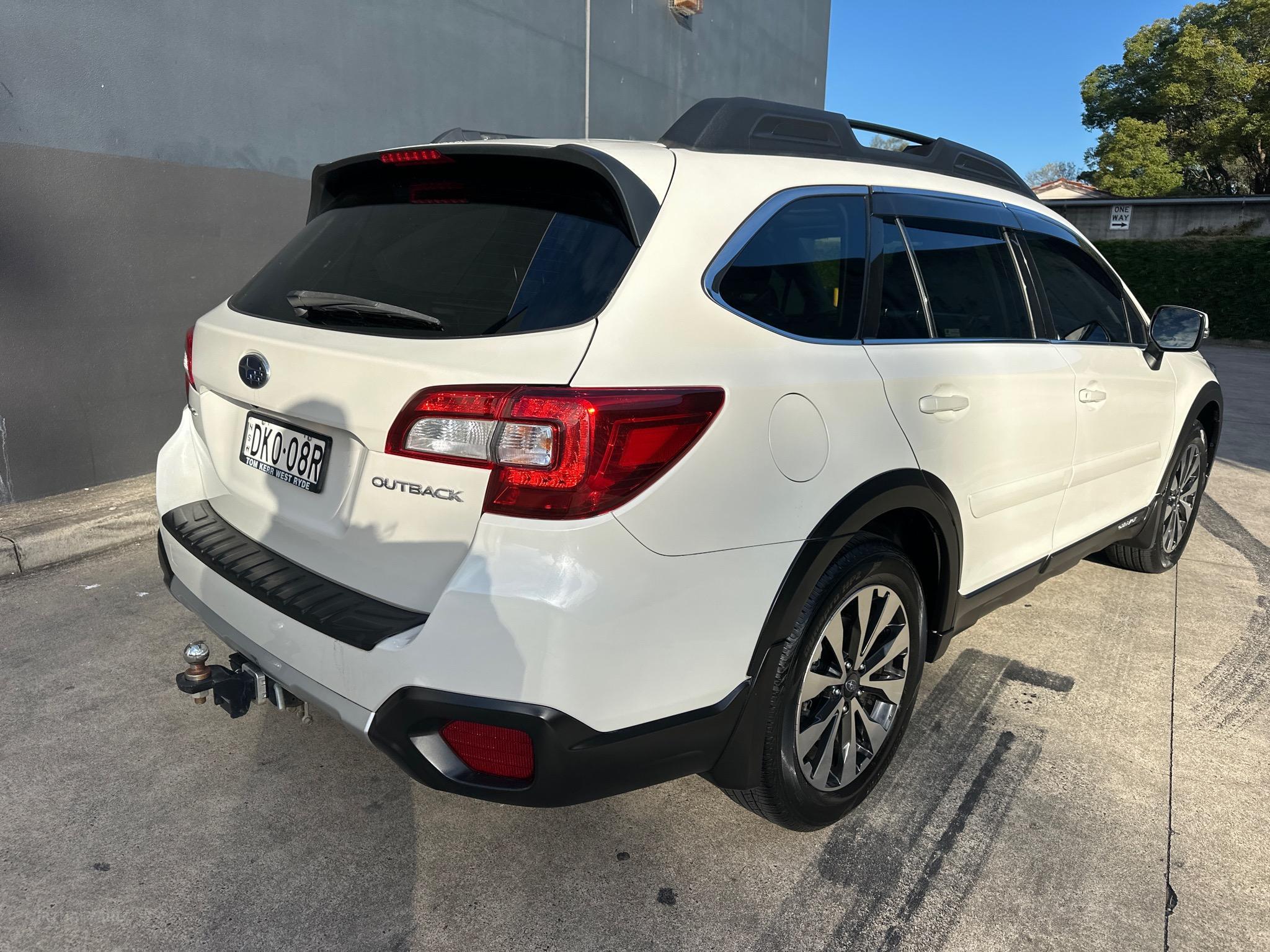SUBARU OUTBACK 5GEN 2.5I PREMIUM WAGON 5DR CVT 6SP AWD [MY17] image 17