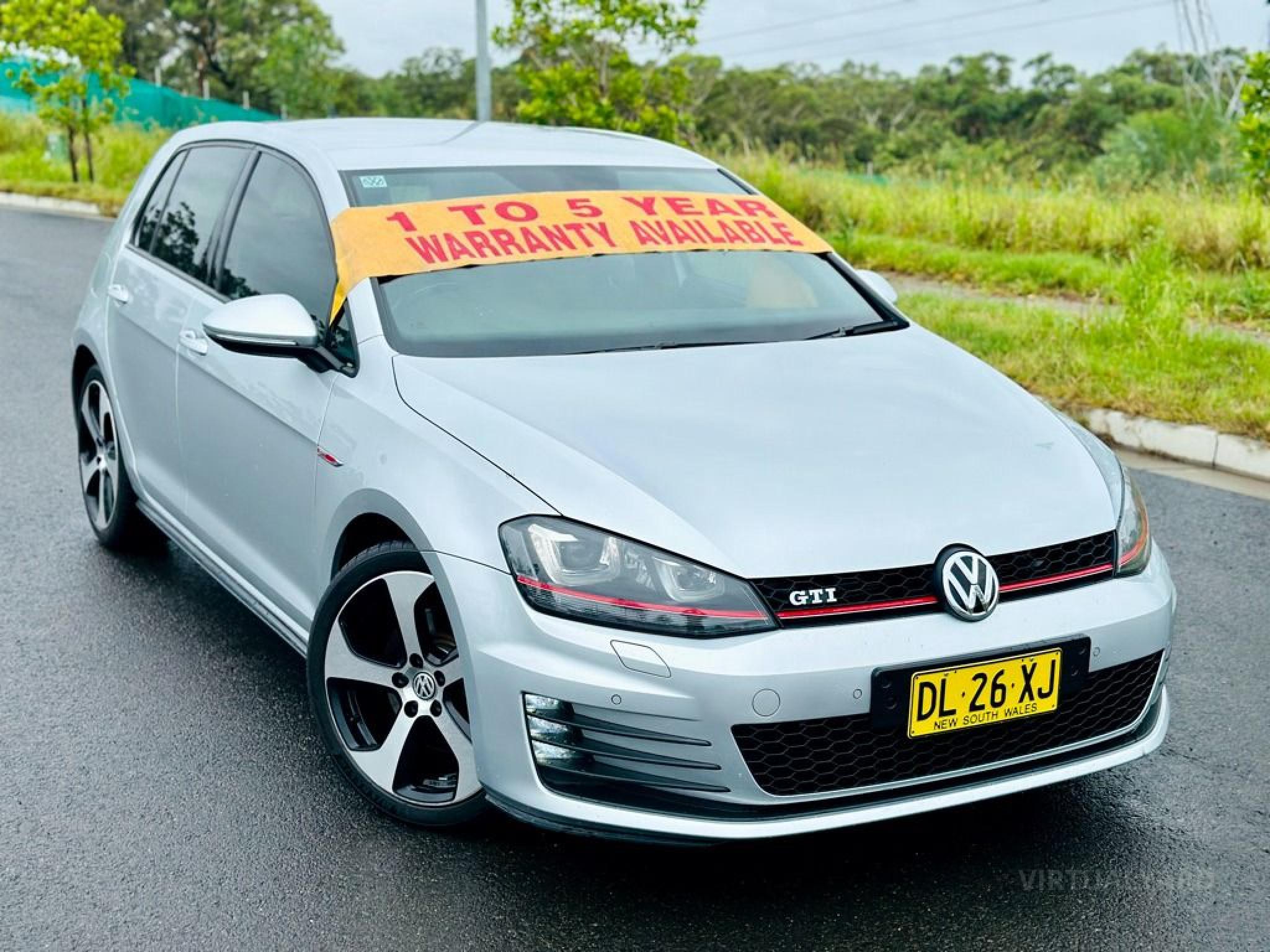 VOLKSWAGEN GOLF