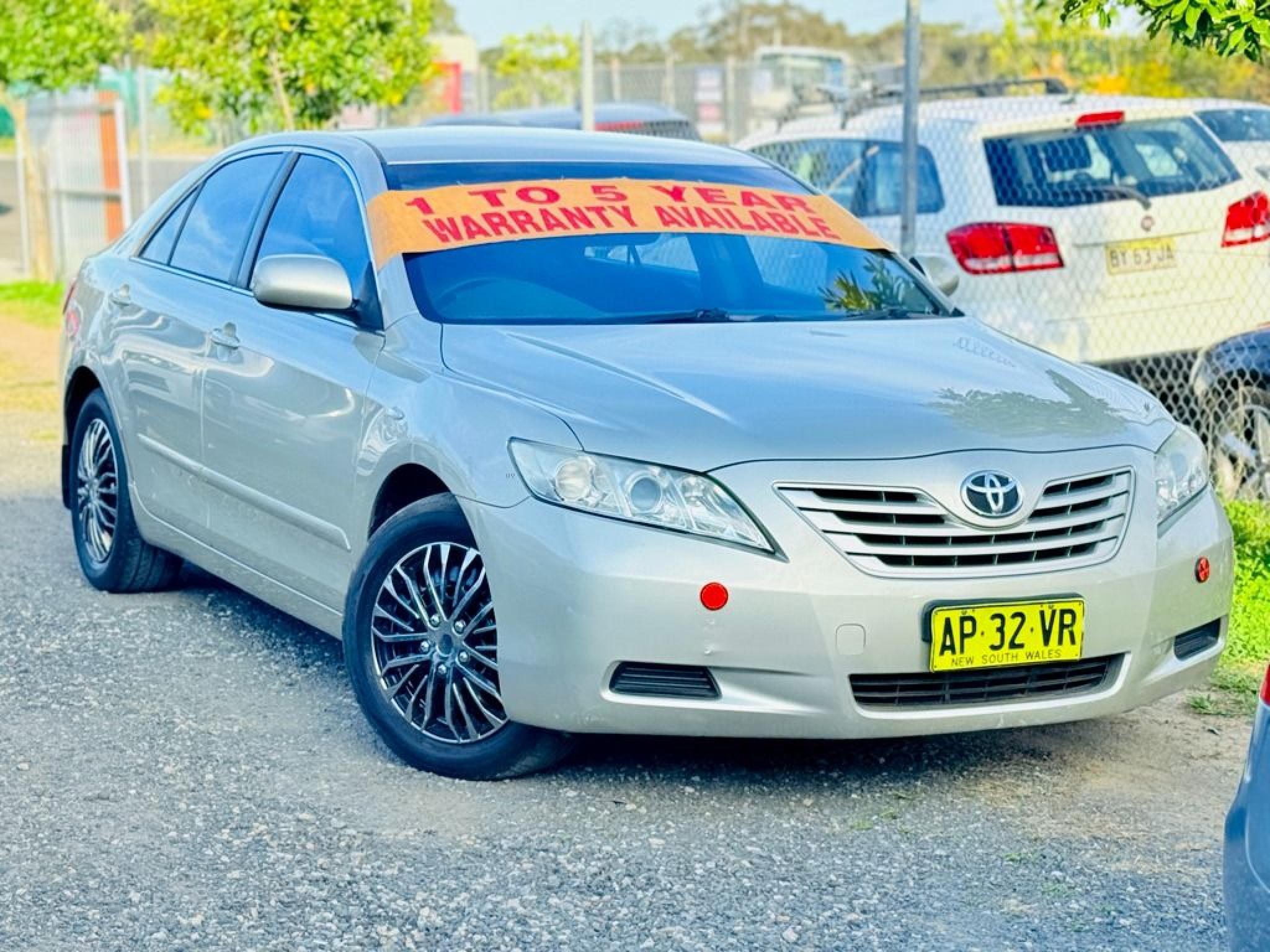 TOYOTA CAMRY