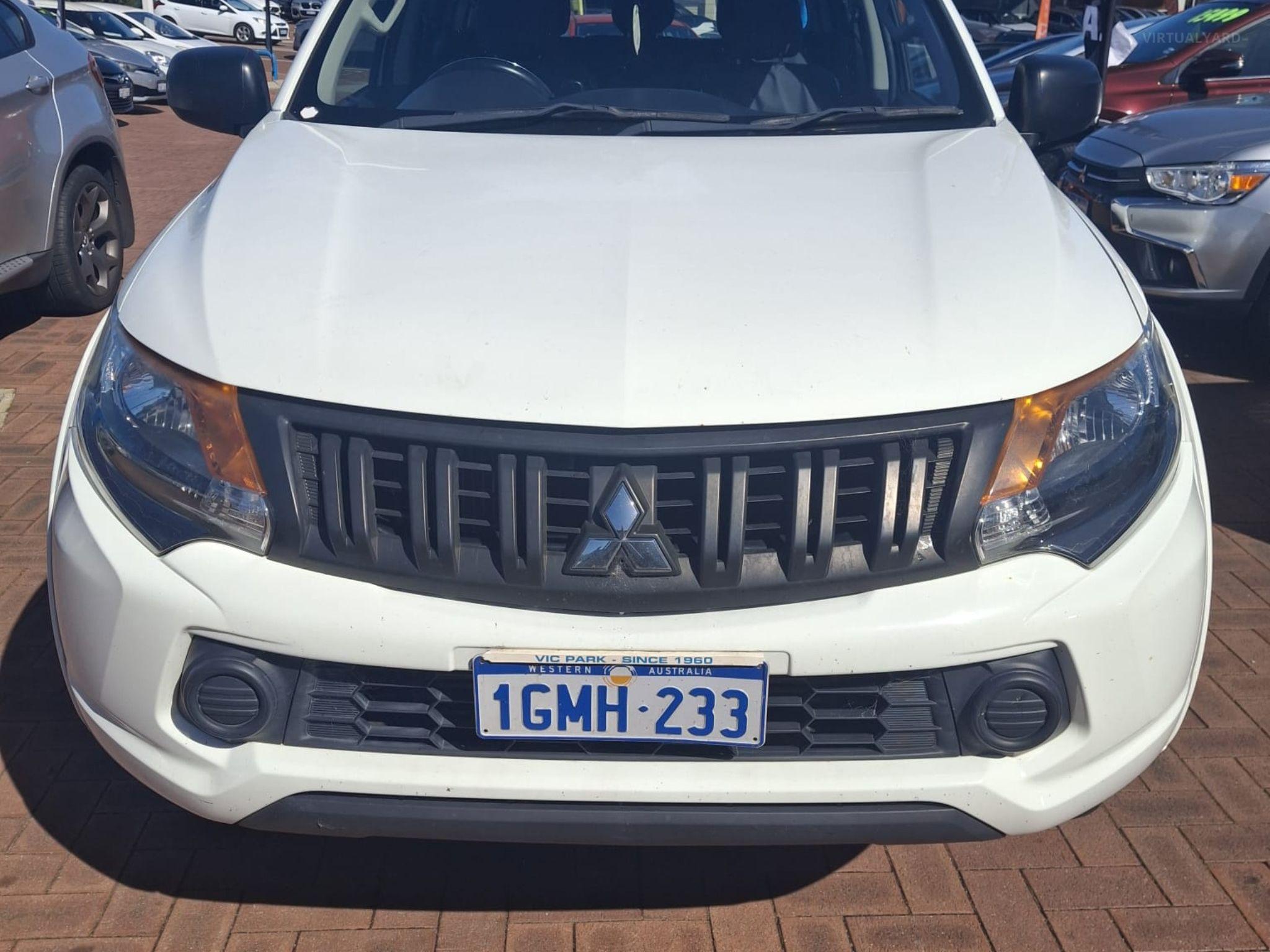 MITSUBISHI TRITON