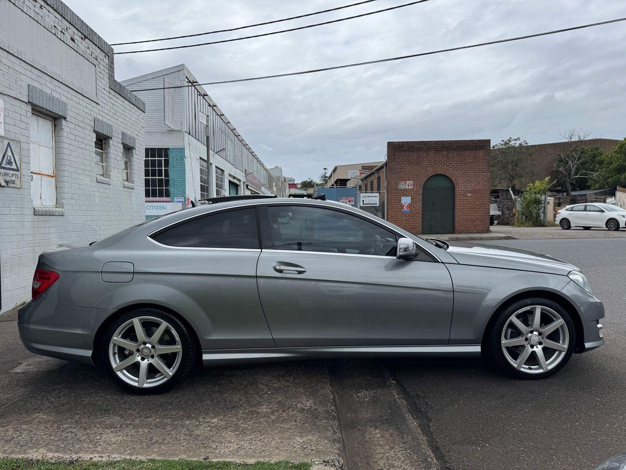 MERCEDES-BENZ C250