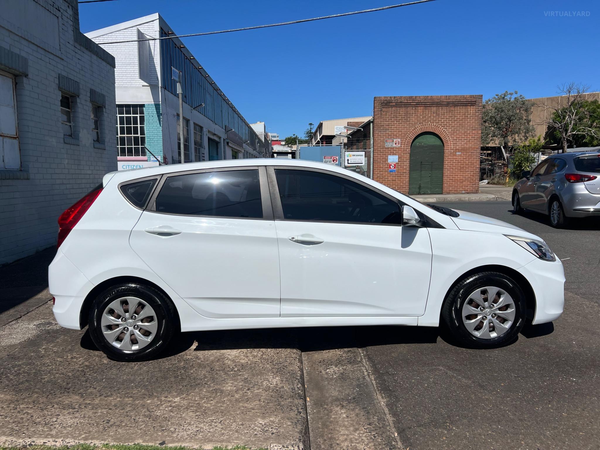 HYUNDAI ACCENT