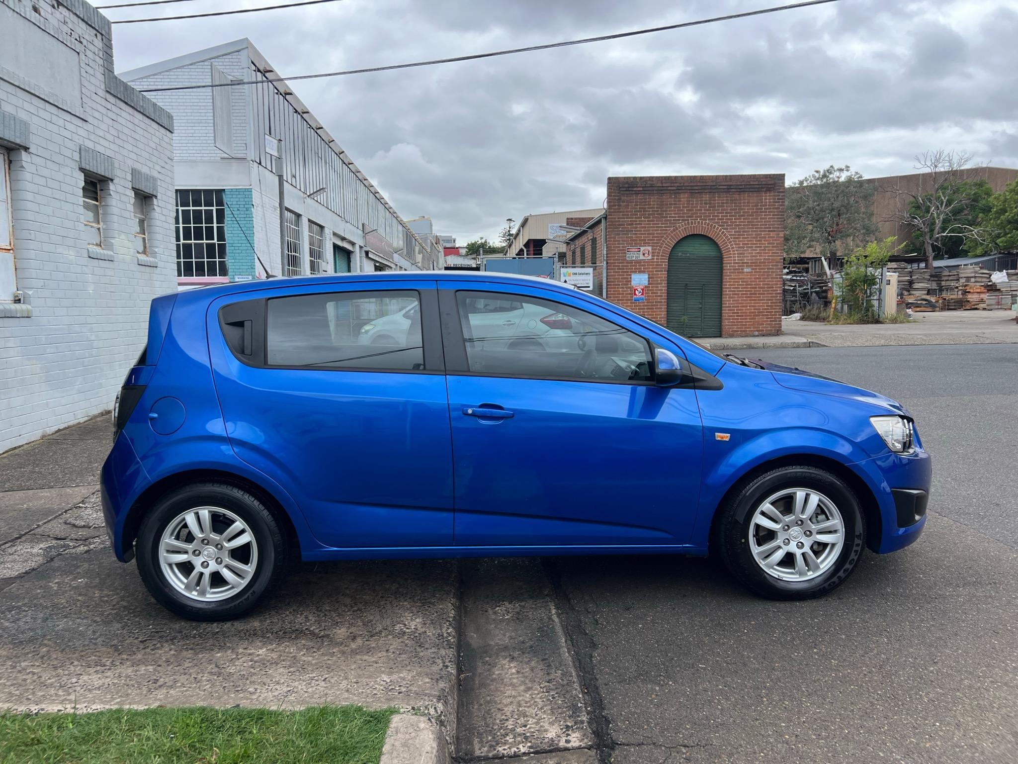 HOLDEN BARINA