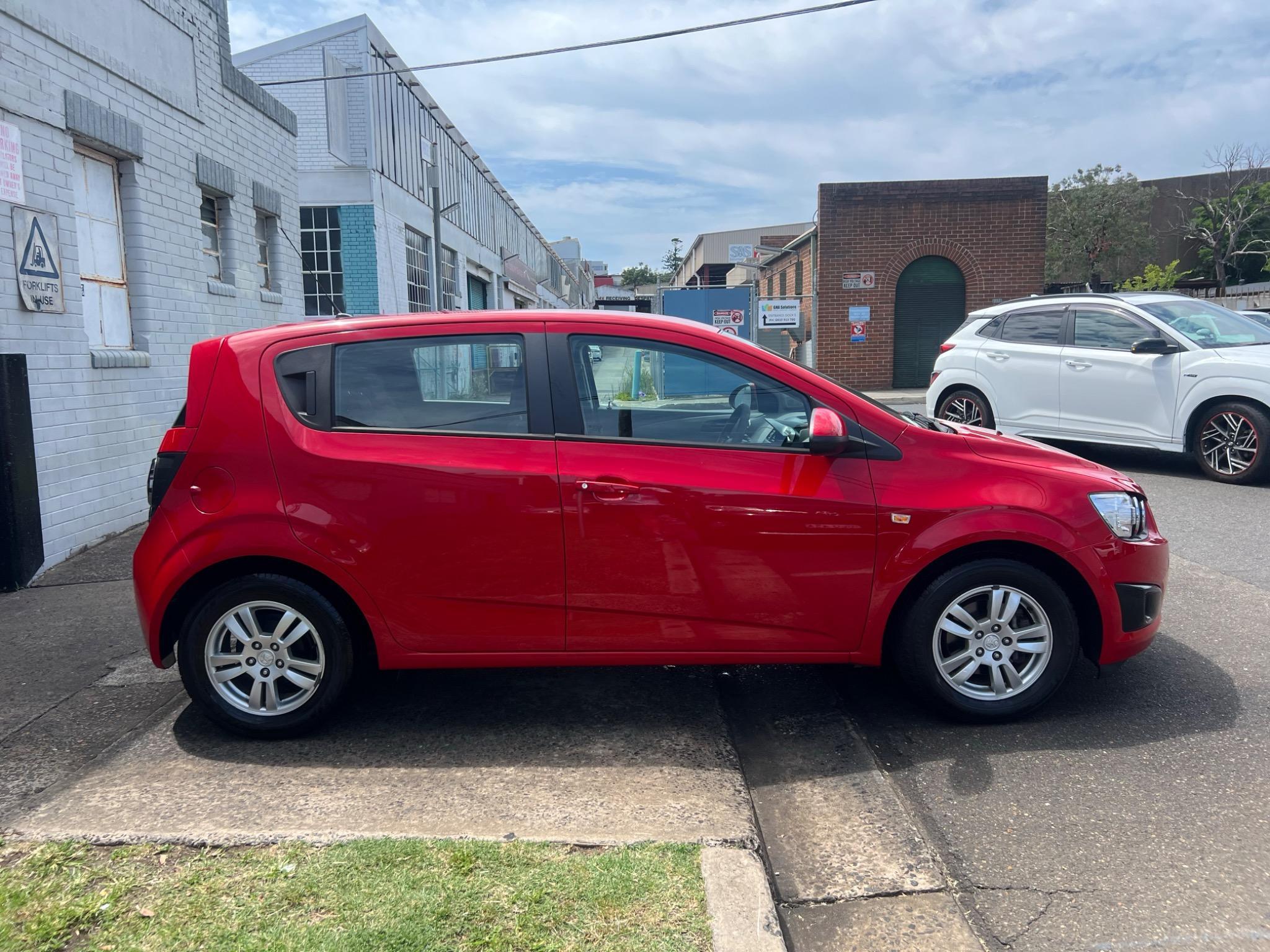 HOLDEN BARINA