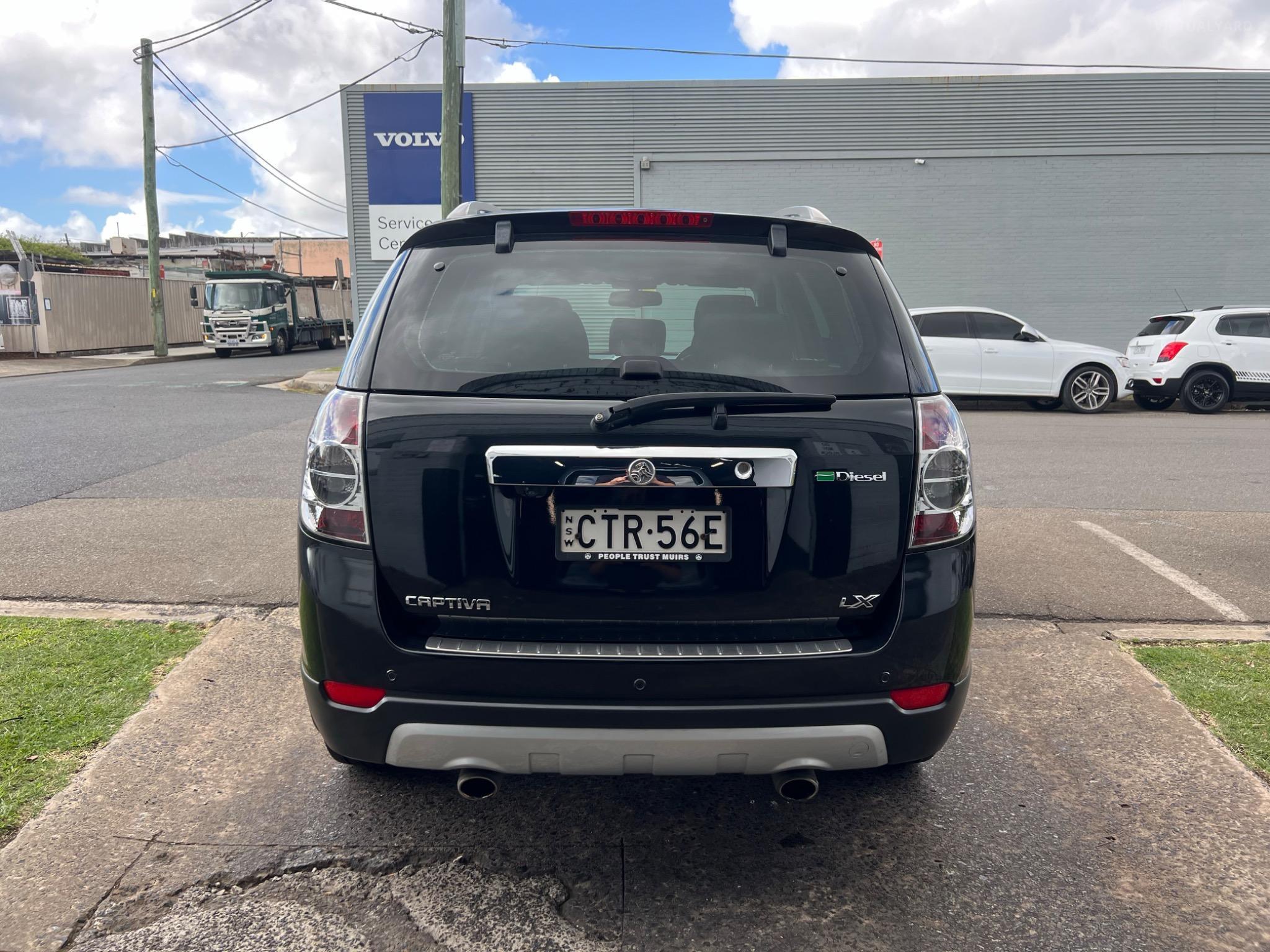 HOLDEN CAPTIVA